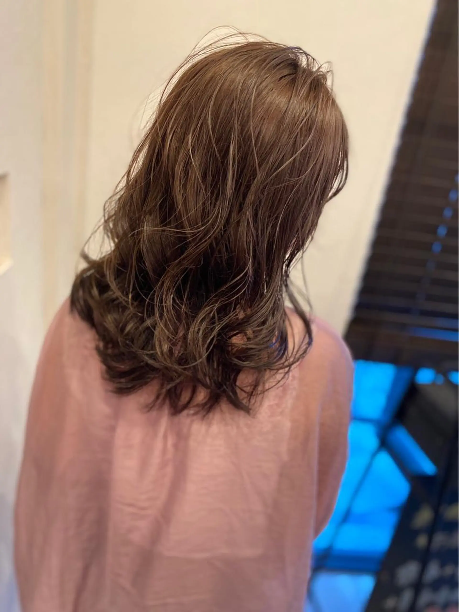 ロング 齋藤 真由のヘアスタイル