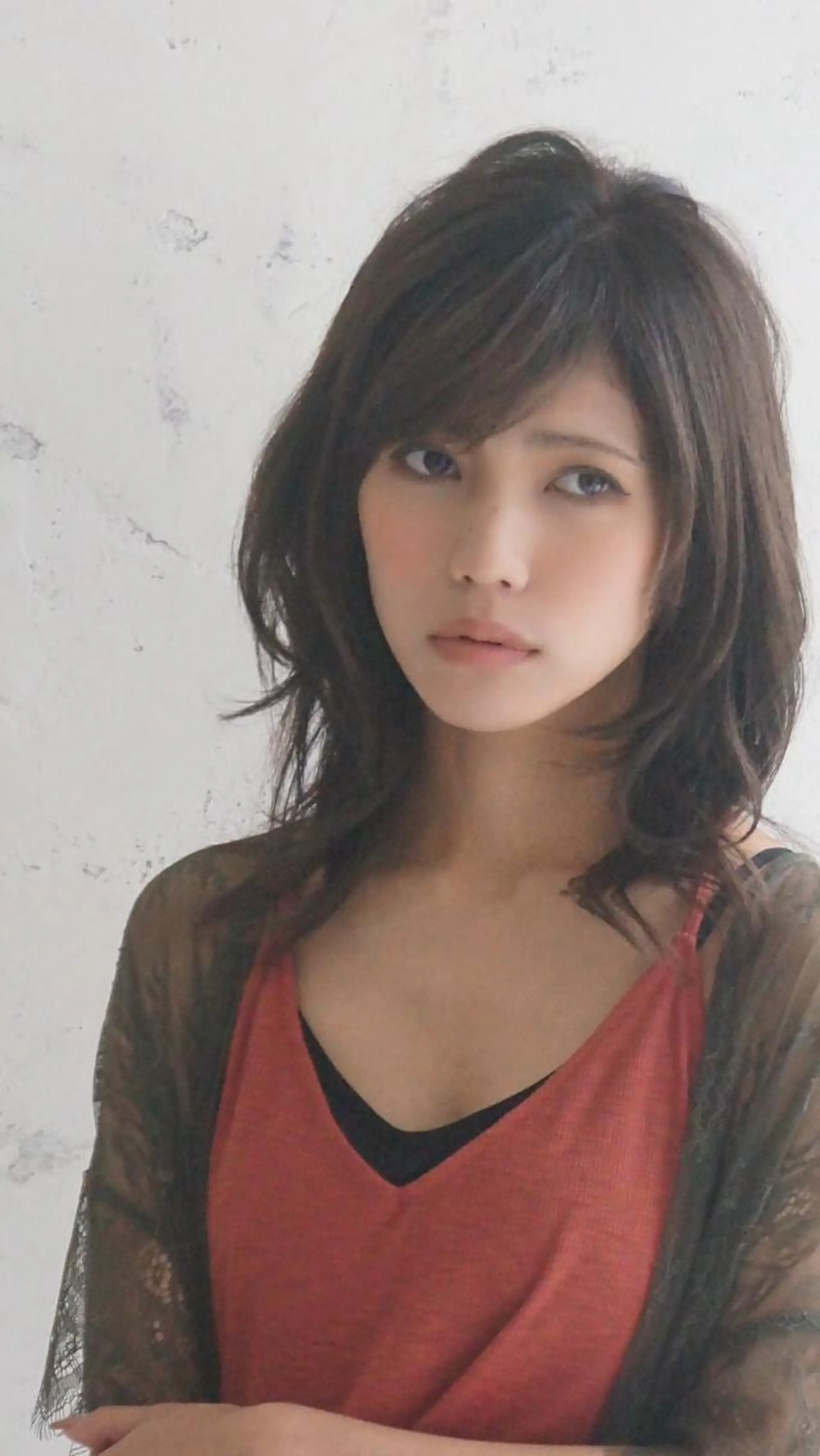 ミディアム パーマ レイヤーカット ローレイヤー 山崎 晃治のヘアスタイル