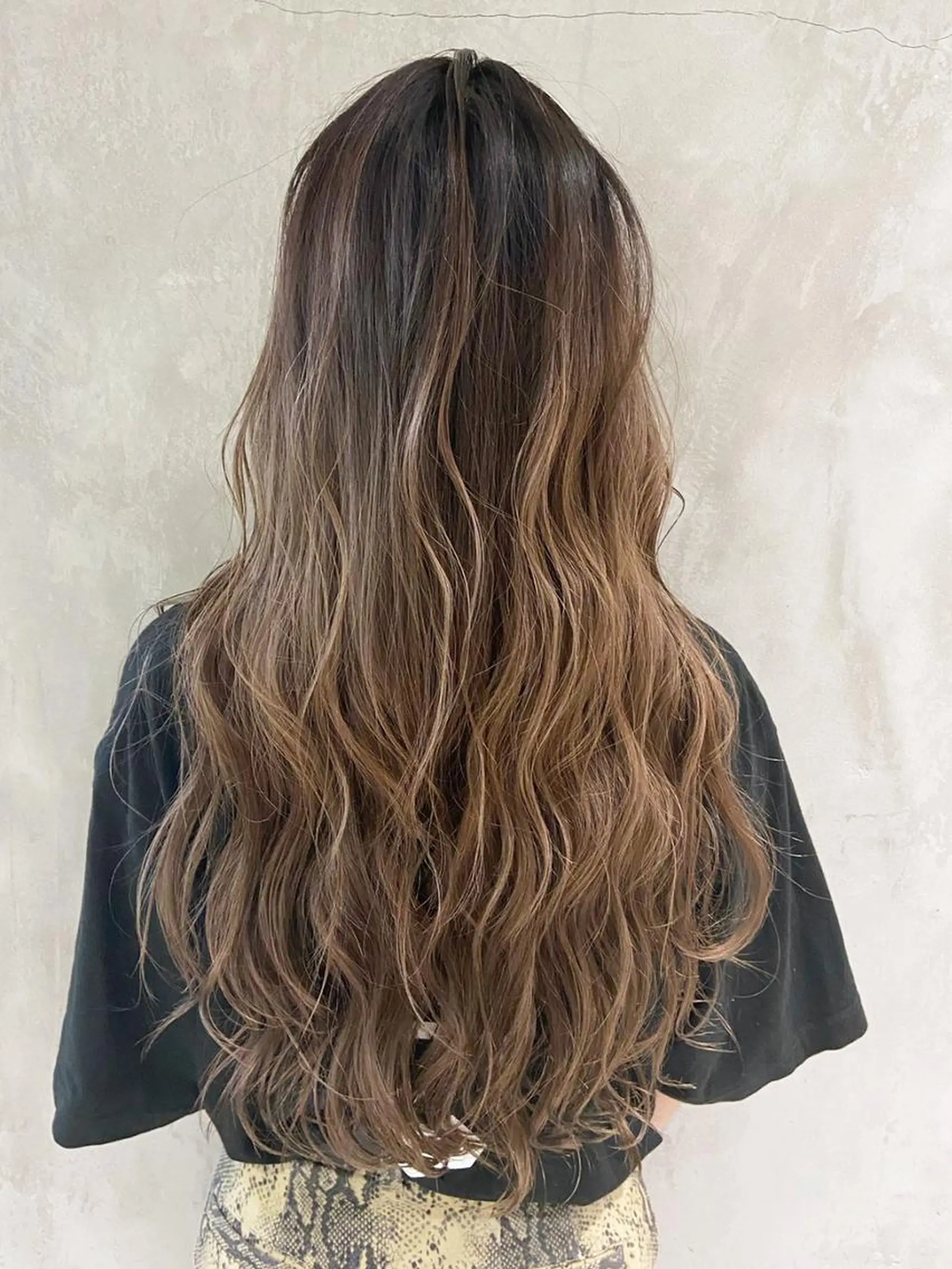 セミロング ヘアアレンジ パーマ カラー バレイヤージュ レイヤーカット ITbyALBUM 下北沢店のヘアスタイル