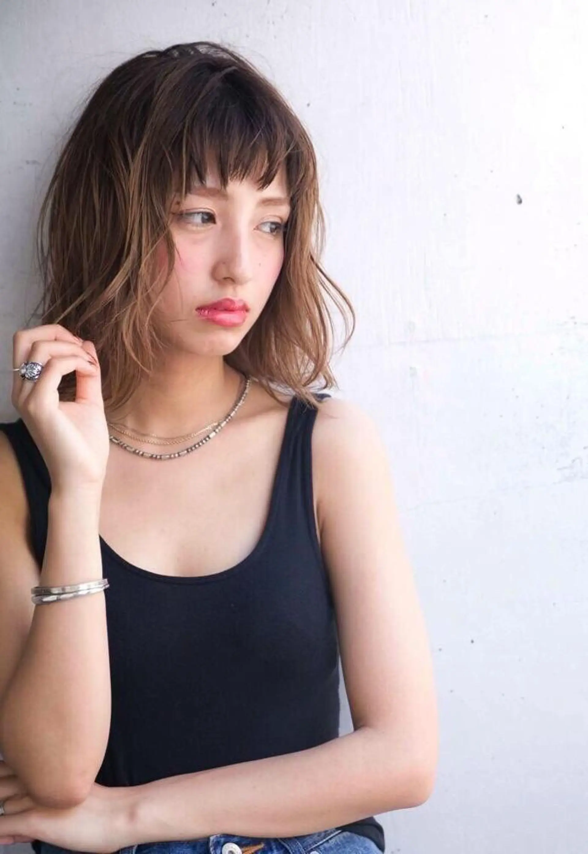 ミディアム カット ヘアカラー トリートメント ヘアセット IVE所属・ブリーチなし🤍 渋谷／原島杏奈のヘアスタイル