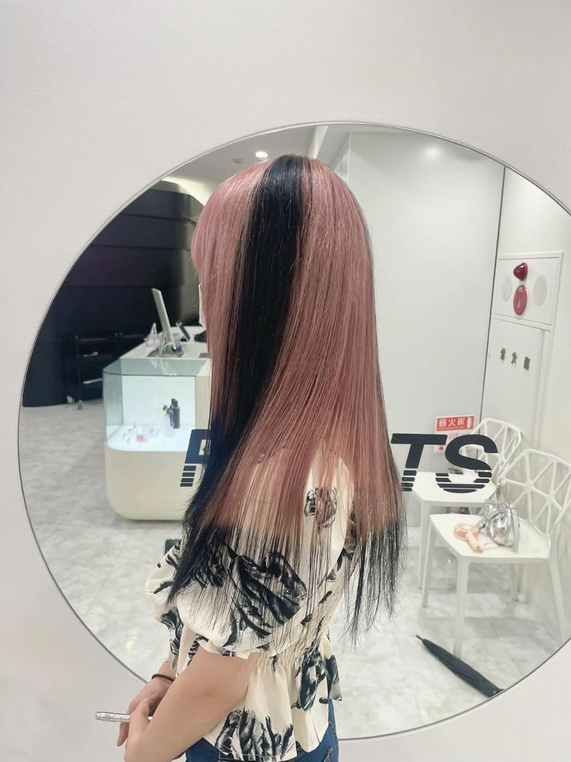 カラー 韓国アイドル🤍ブリ ーチカラー🤍わかなのヘアスタイル