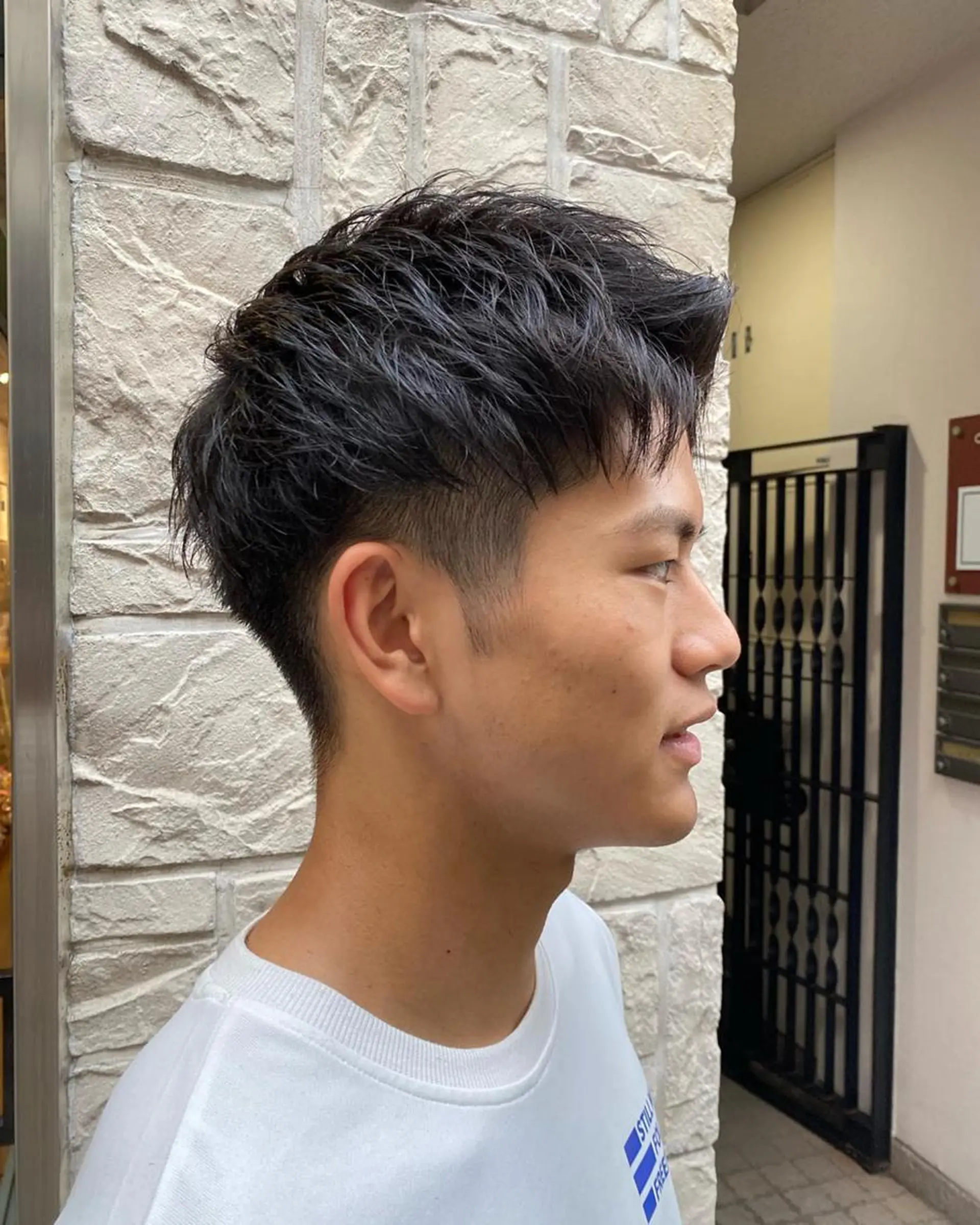 ショート メンズ アップバング ショートヘア 【阪急六甲 サロン ド ロイ】所属・メンズ特化 岸本 阪急六甲サロンドロイのヘアスタイル