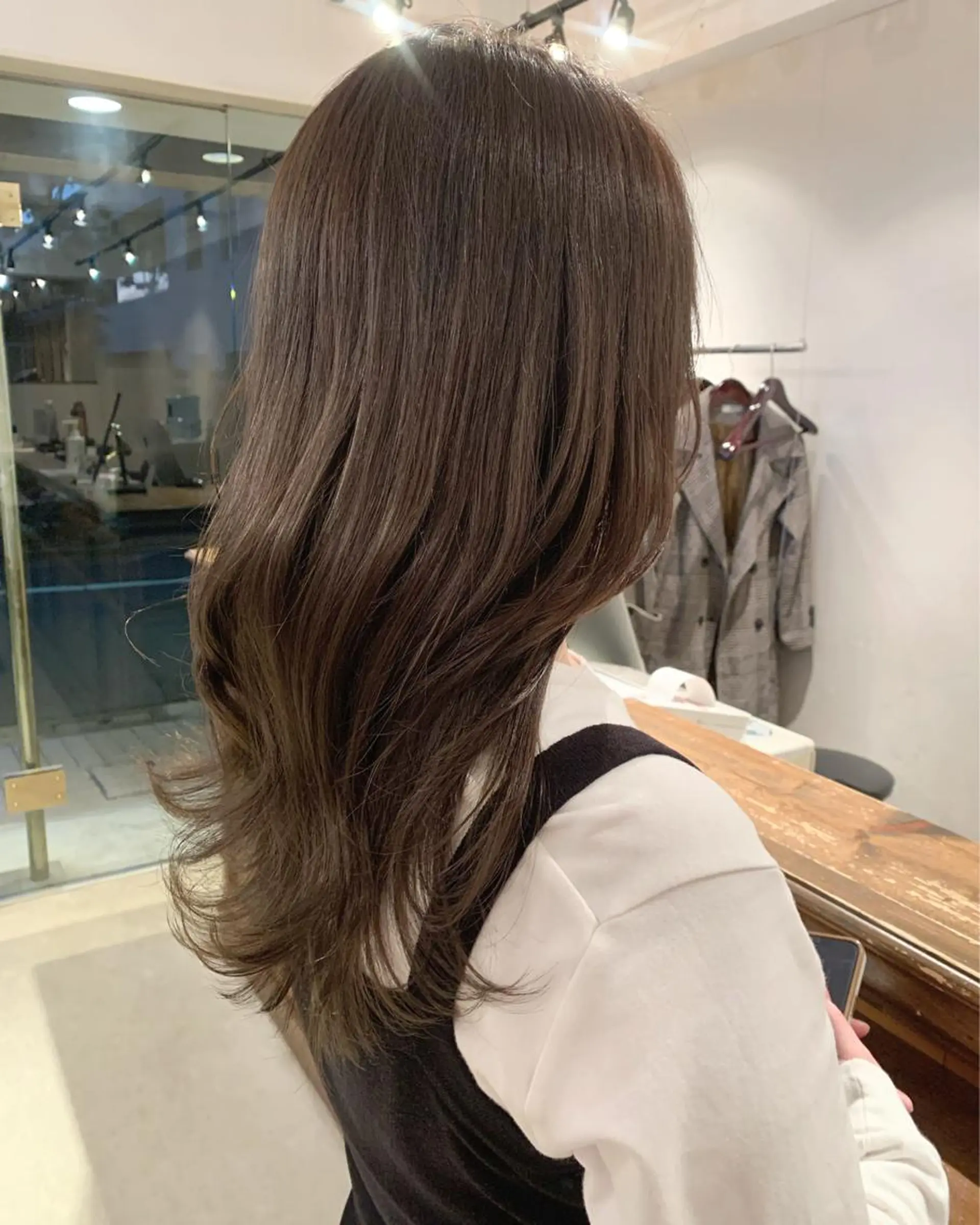 ロング カラー カット ヘアカラー トリートメント ヘッドスパ 透明感/オリーブ/ グレージュ/YUKAのヘアスタイル