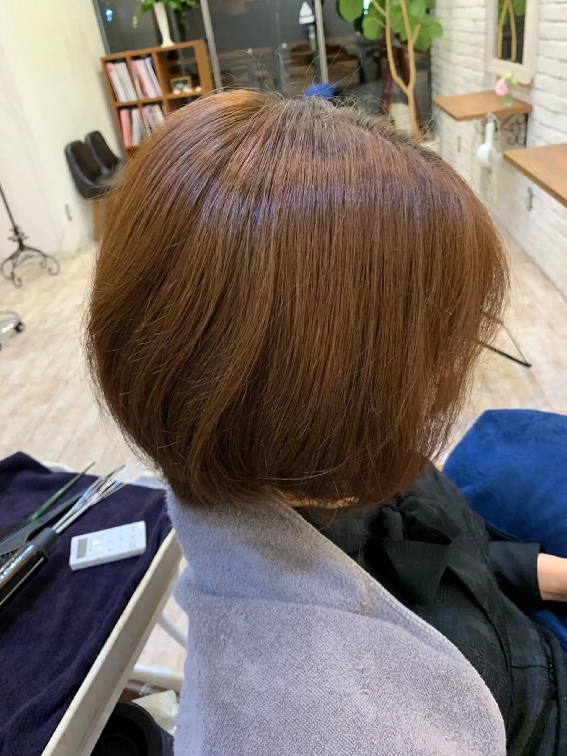 ショート カラー ベージュカラー SHANTi 飯塚 ヘアセット/髪質改善のヘアスタイル