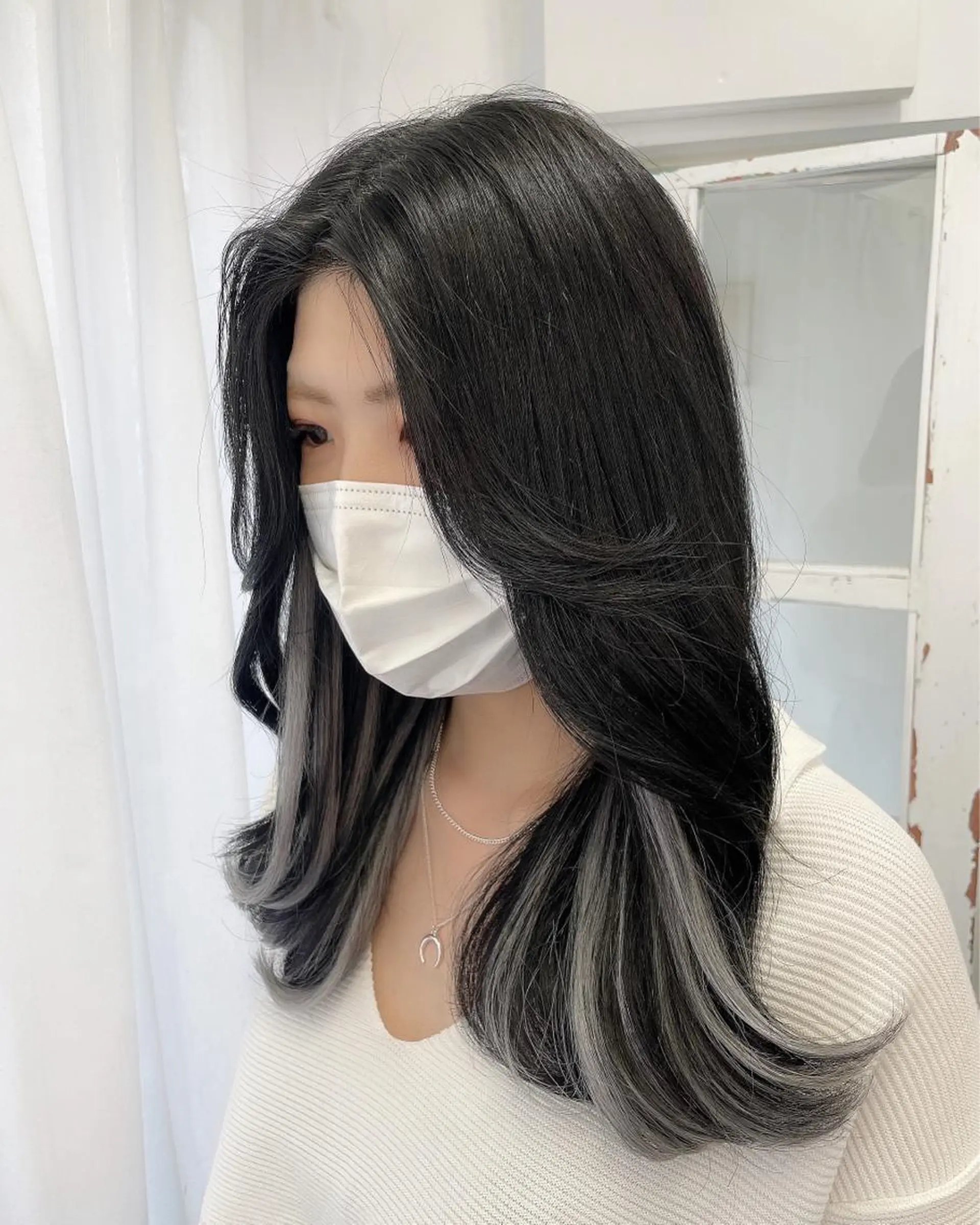 セミロング カラー ヘアカラー エクステ 韓国ヘア🤍髪質改善 🇰🇷AKANEのヘアスタイル