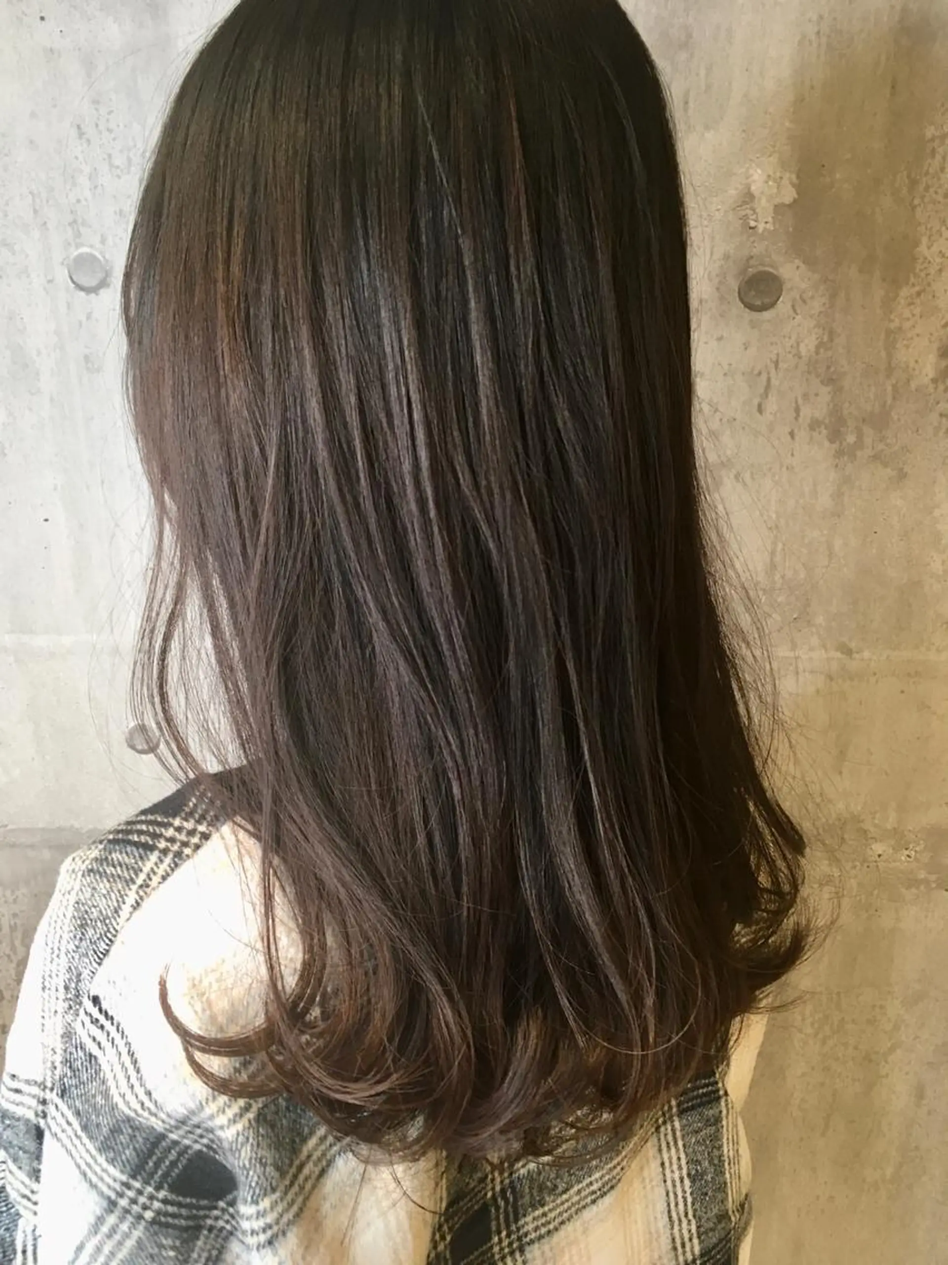 セミロング カラー ダークグレー ダークグレージュ グレージュ カット ヘアカラー トリートメント 髪質改善ｶﾗｰ ｹｱﾌﾞﾘｰﾁ/ﾀﾑのヘアスタイル