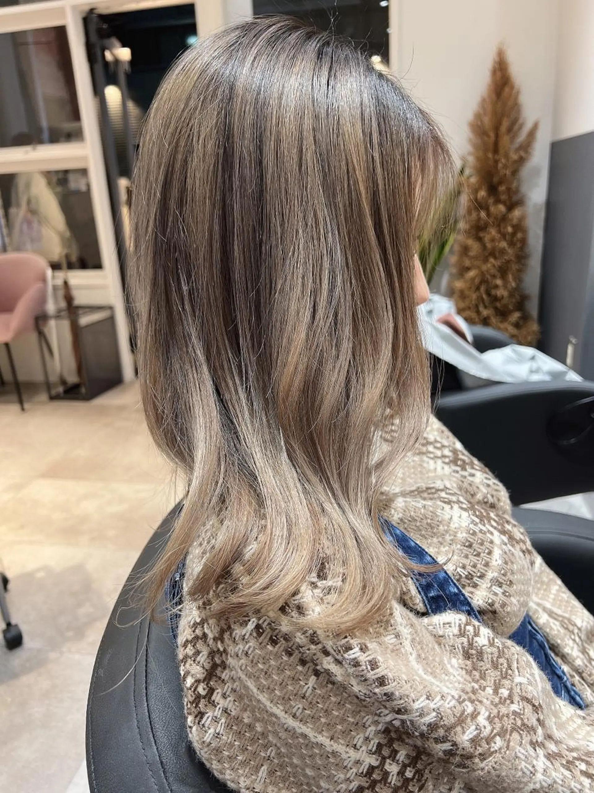 ミディアム カラー ヘアカラー LA KING GINZA TOKYO所属・🧡ショートの達人 🧡SHOのヘアスタイル