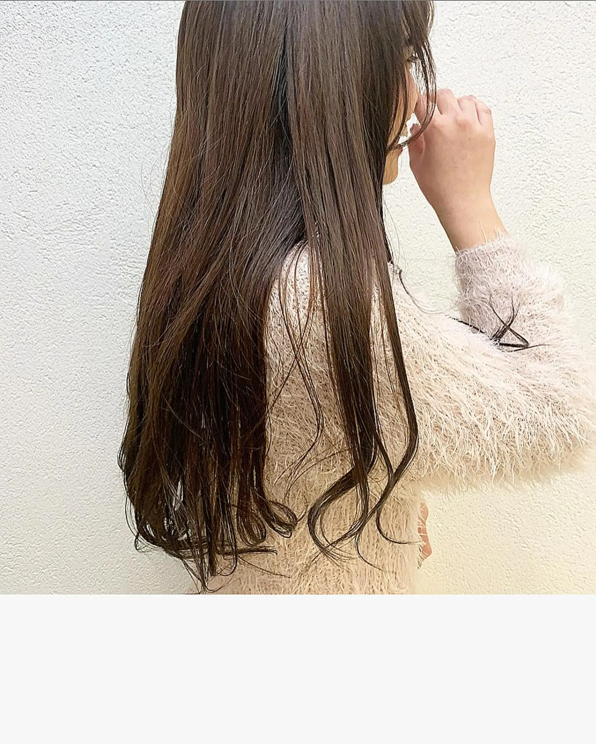 ロング カラー 佐藤 永夏のヘアスタイル