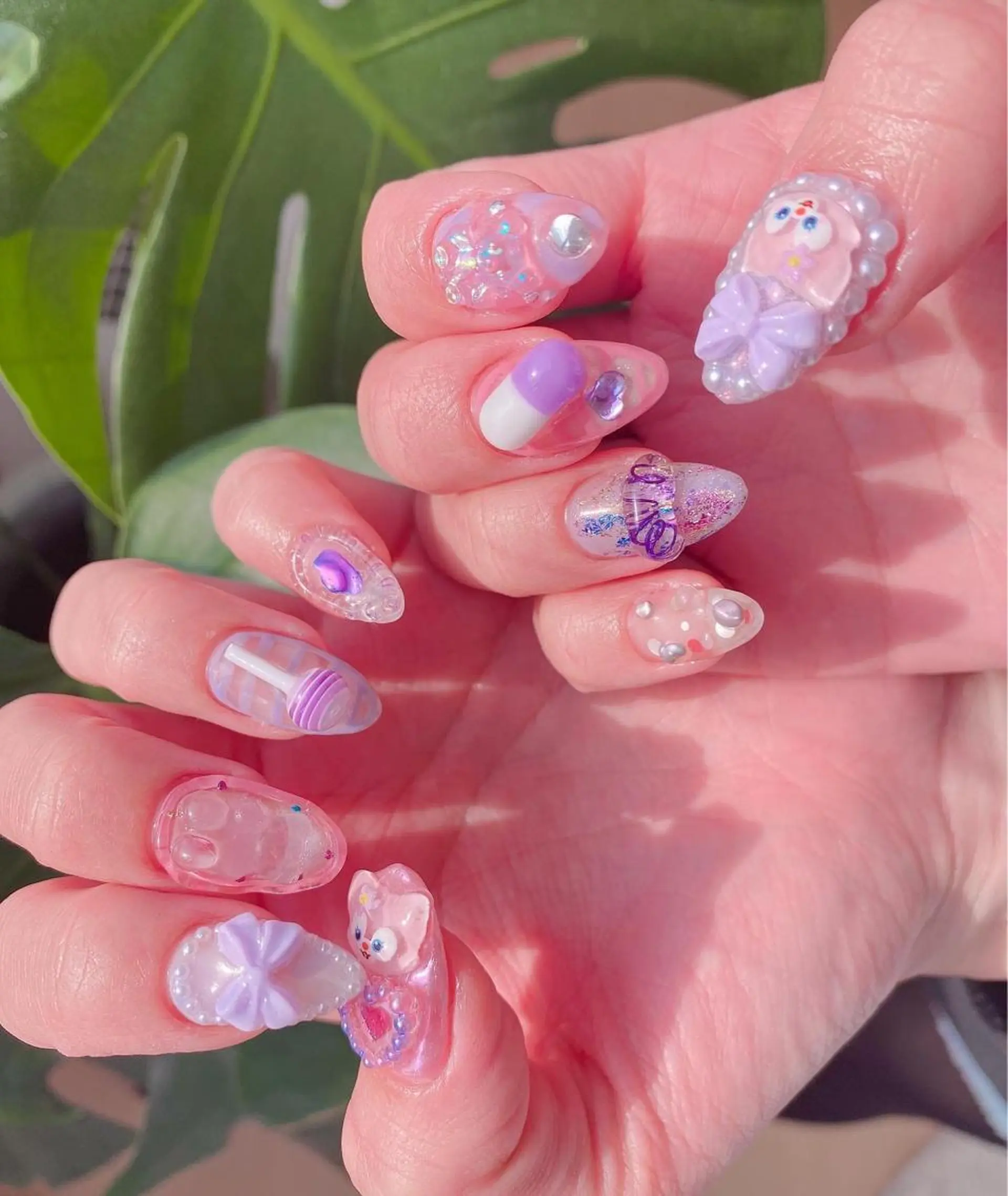 ネイル JINI NAIL所属・ジニ ネイルのネイルデザイン