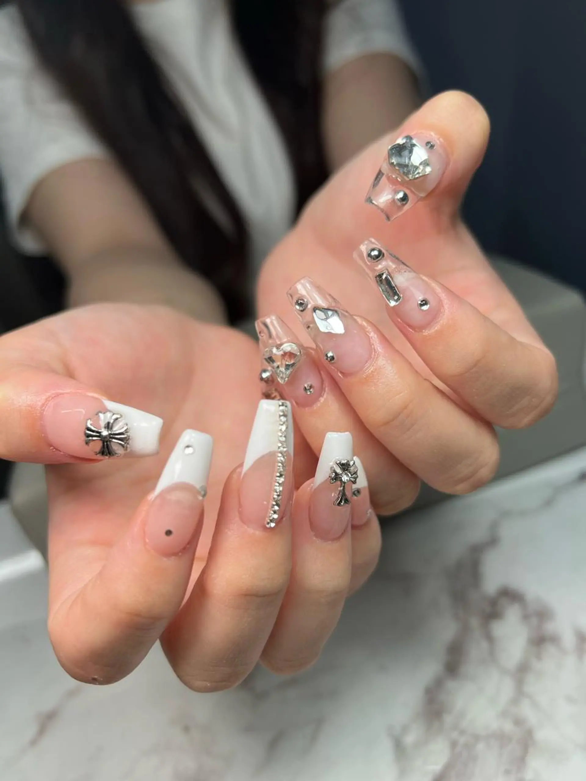 ネイル ハンドネイル Nail Salon L'arc所属・💊大阪/心斎橋 moni🧠のネイルデザイン