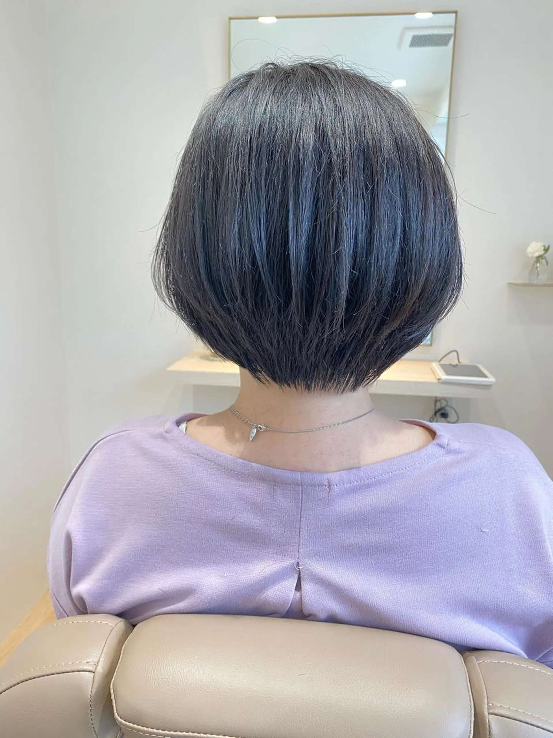 ショート カラー ショートボブ ベージュカラー ボブ ショートヘア 小顔カット カット ヘアカラー トリートメント 森 海のヘアスタイル