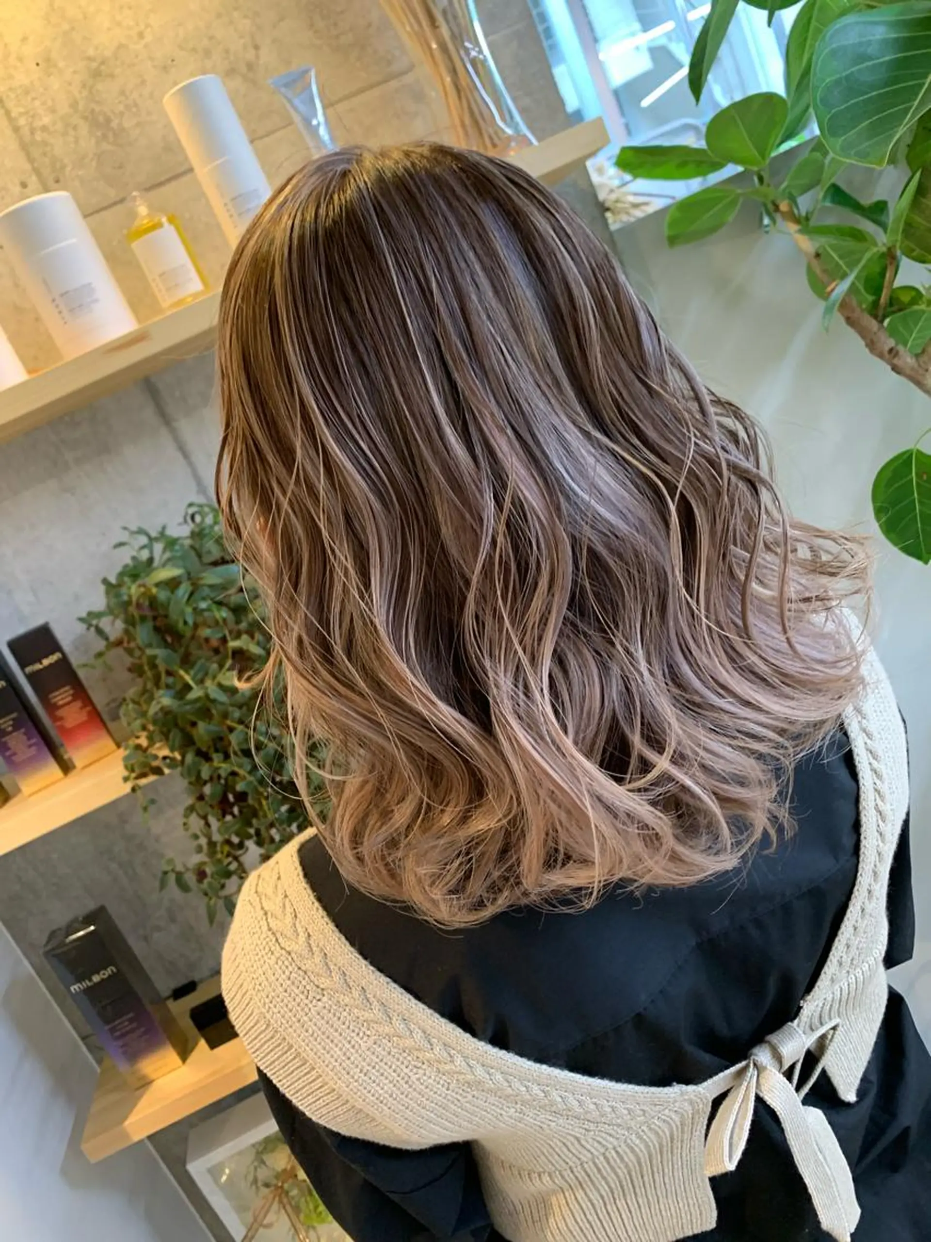 ミディアム カラー ヘアカラー トリートメント 天野 開のヘアスタイル