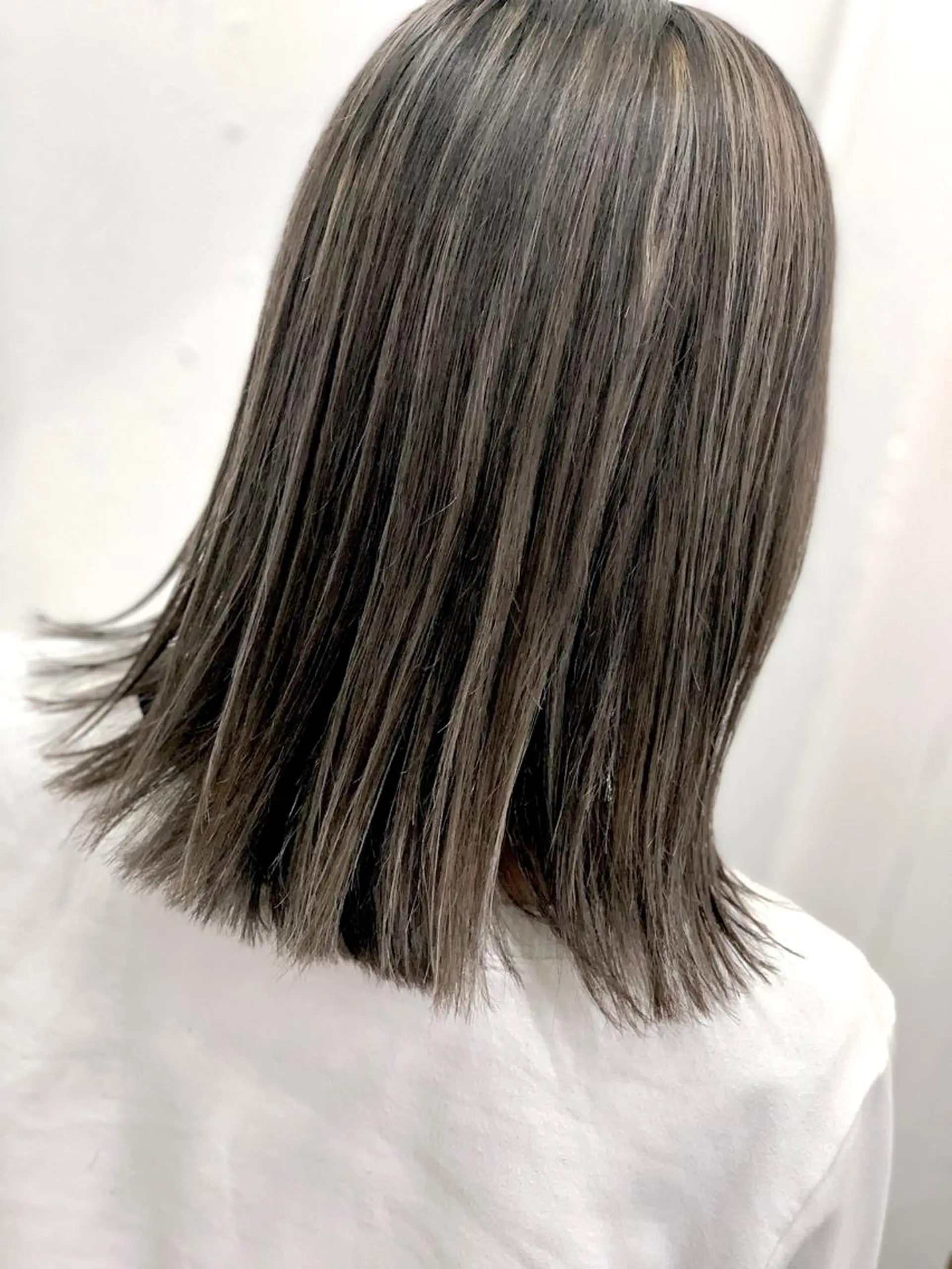 ミディアム ヘアカラー トリートメント ブリーチ毛に縮毛矯正 ✨カラー✨山田 正幸のヘアスタイル