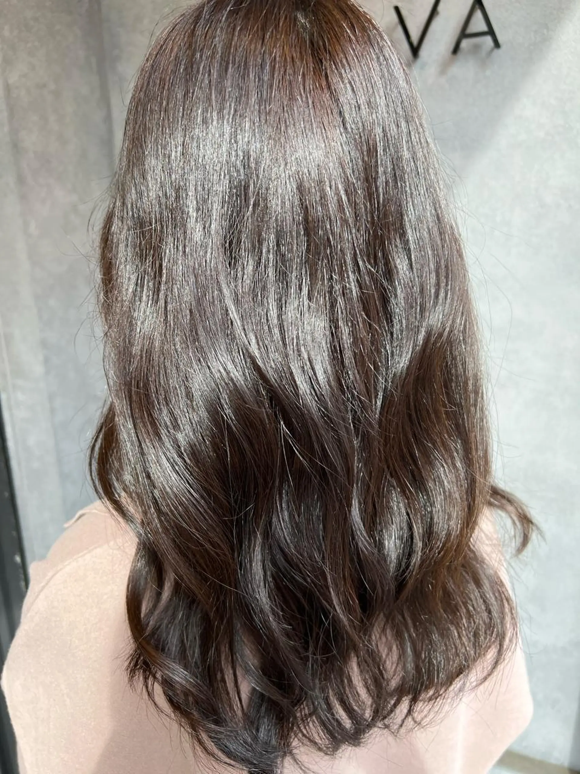 ロング カラー N°jillva 𝑘𝑎𝑟𝑖𝑛のヘアスタイル