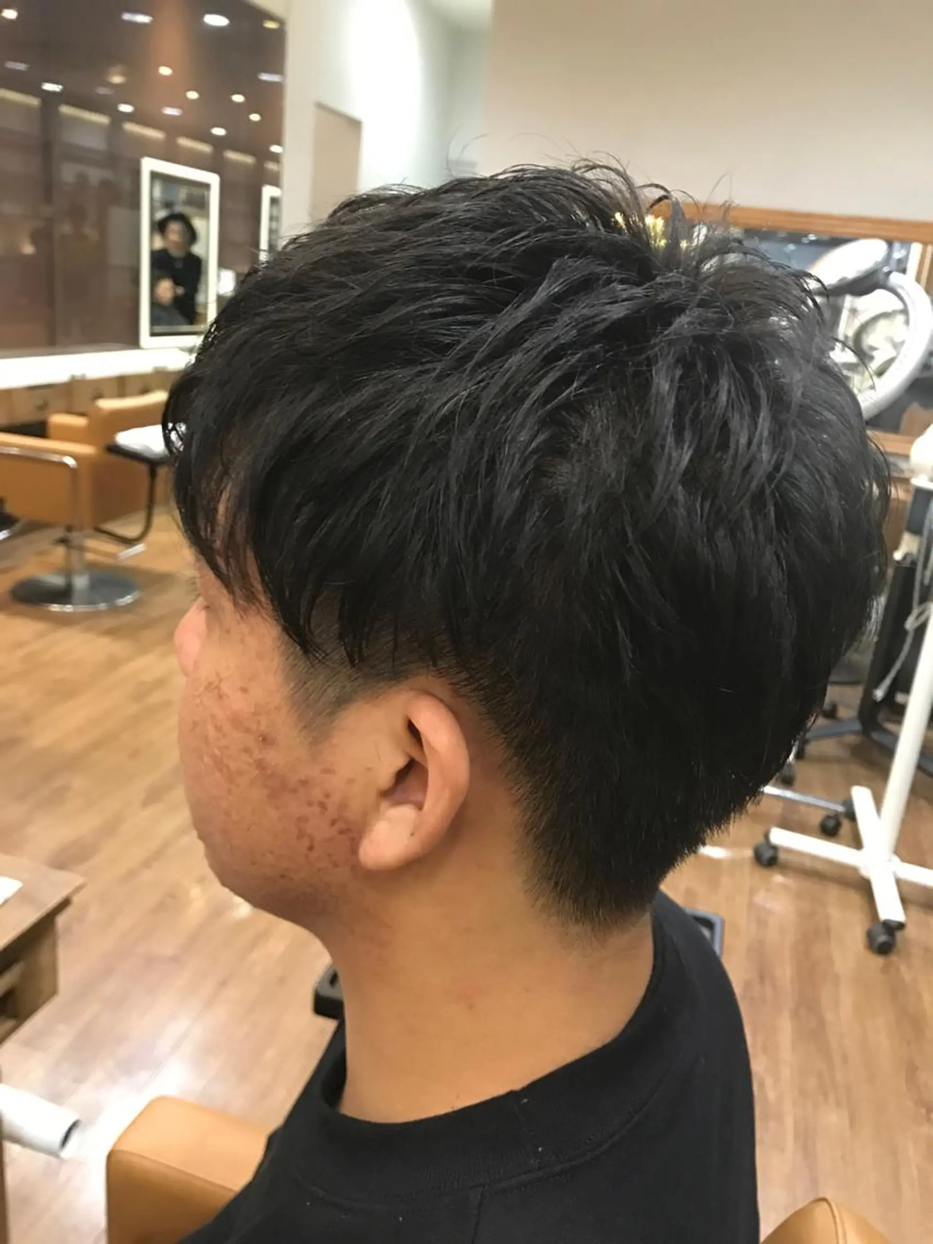 メンズ メンズパーマ ひろせ かなのヘアスタイル