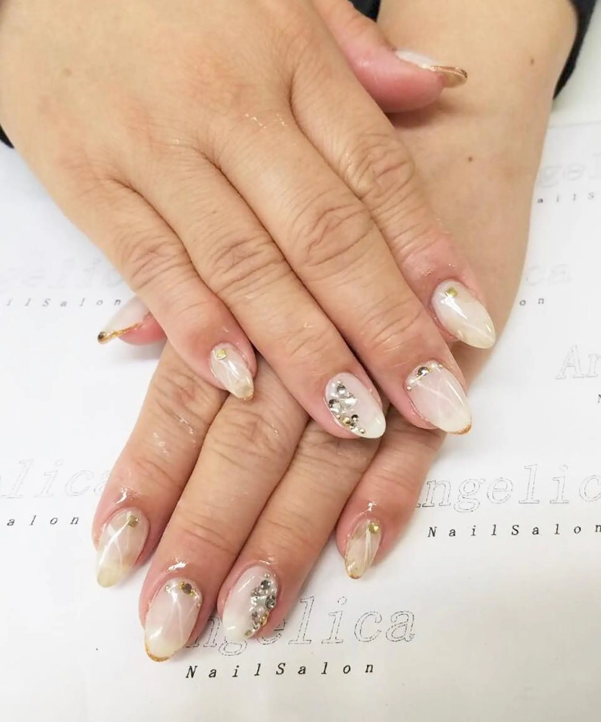 ネイル Angelica ネイリストのネイルデザイン