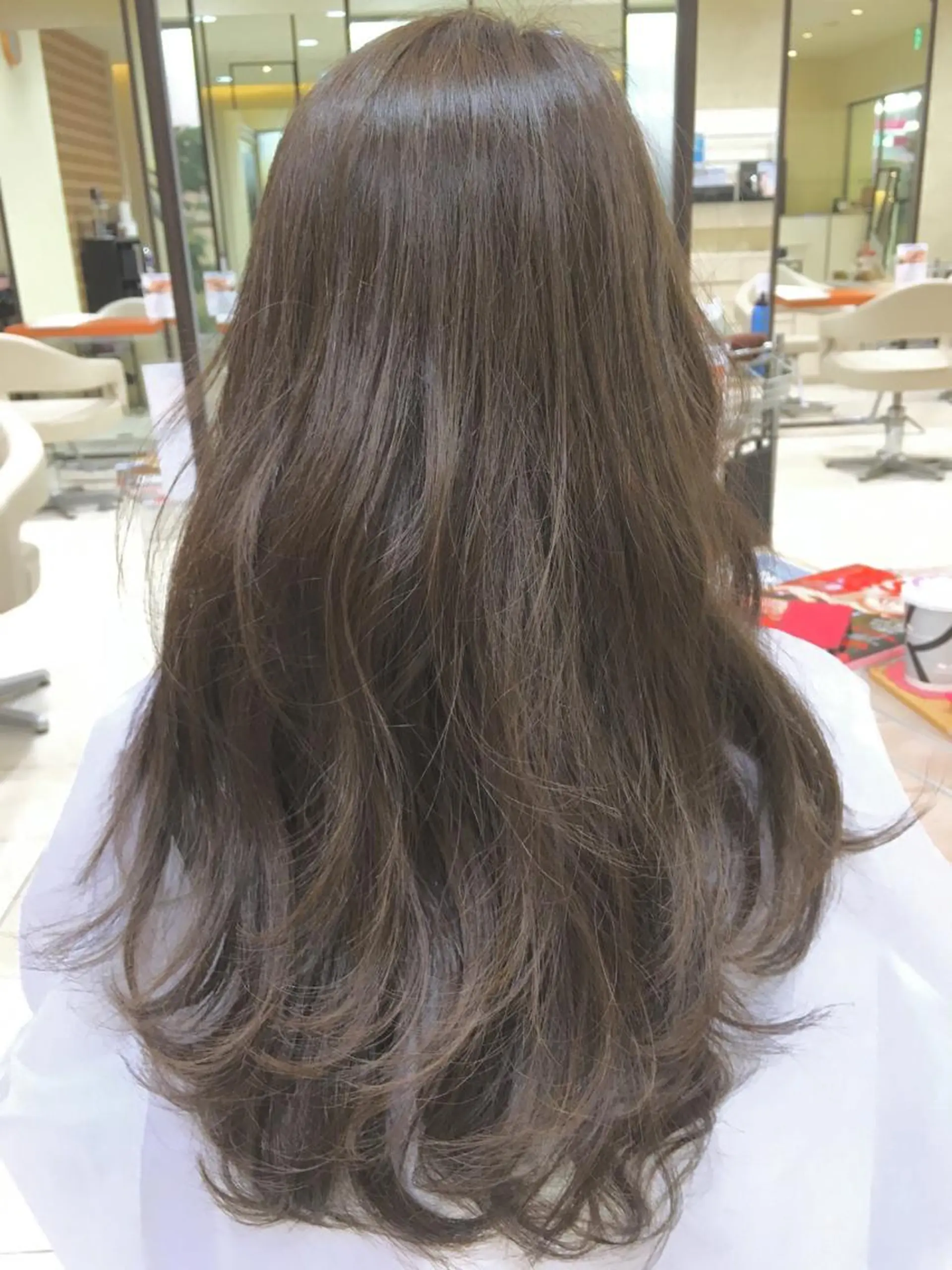 カラー アッシュ ブリーチ ブリーチなしカラー 🌟カラーの達人🌟 タマガキ　コウジのヘアスタイル