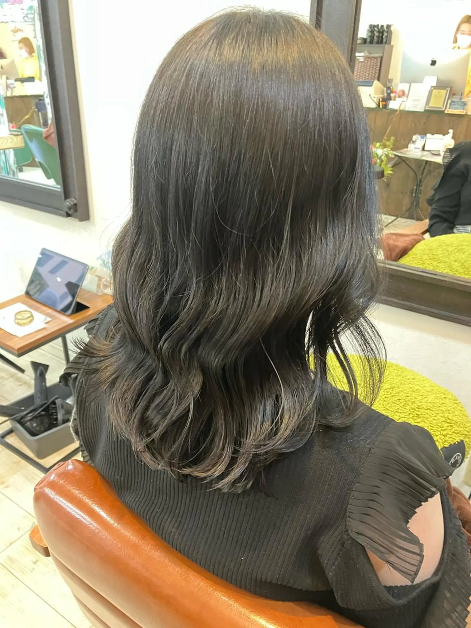 ミディアム カラー 🍀髪質改善、カラー TAICHI🍀のヘアスタイル