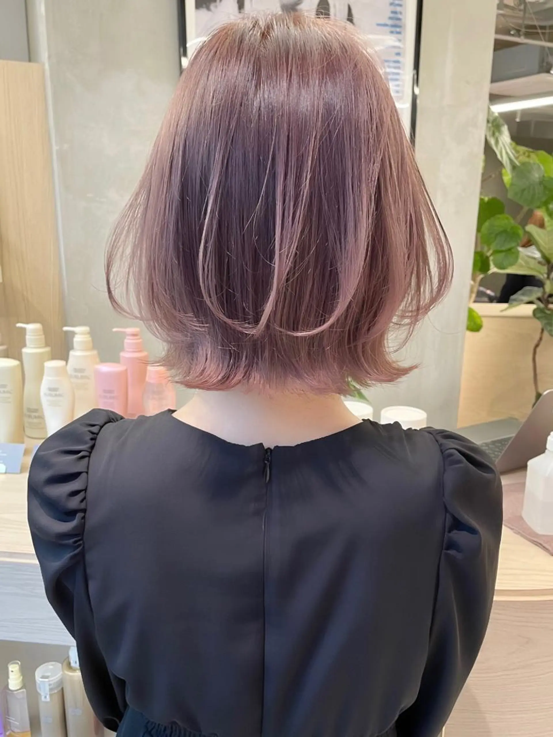 ミディアム カット ヘアカラー トリートメント 銀座／レイヤーカット 🤍内野すみれのヘアスタイル