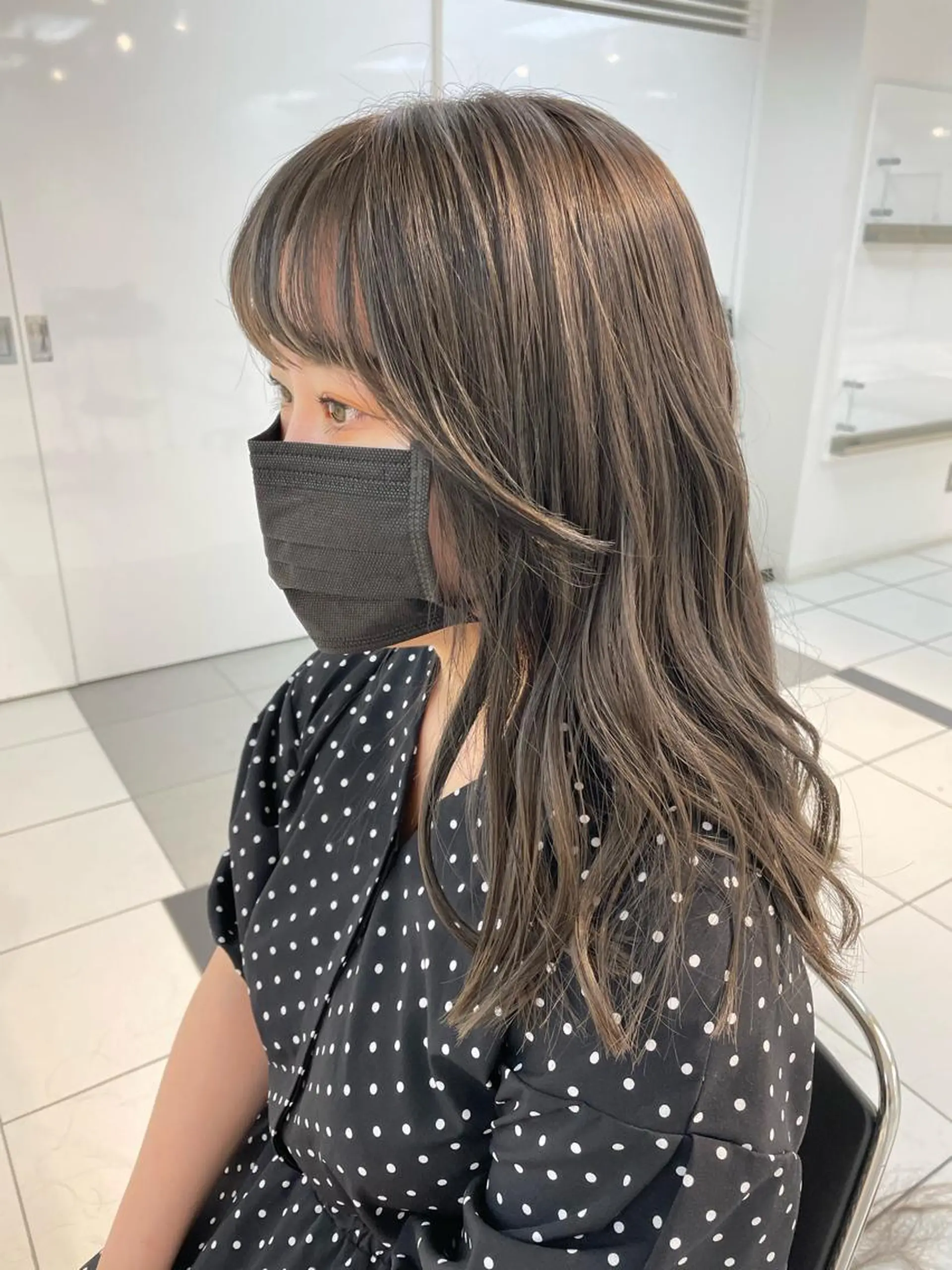 ロング カラー 透明感カラー 🍮中山詩乃🍮顔 まわりデザイン◎のヘアスタイル