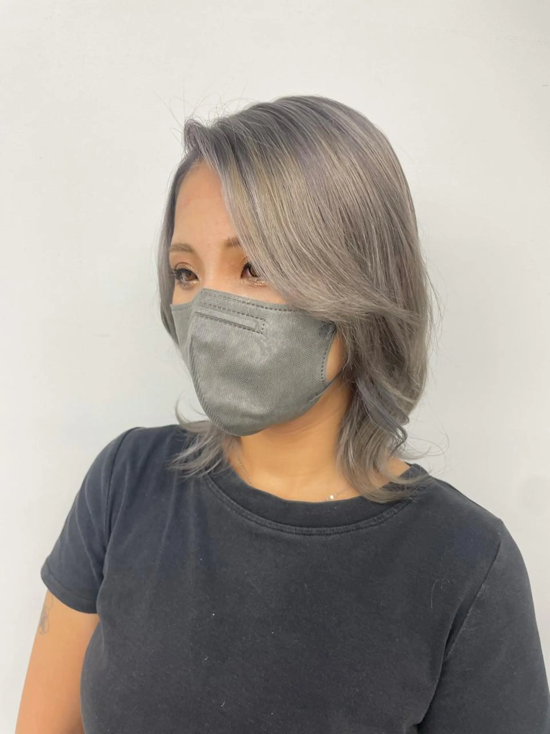 カラー ベージュカラー シルバー シルバーベージュ ヘアカラー 💗韓国ヘア/透明感 💗若菜あいこのヘアスタイル