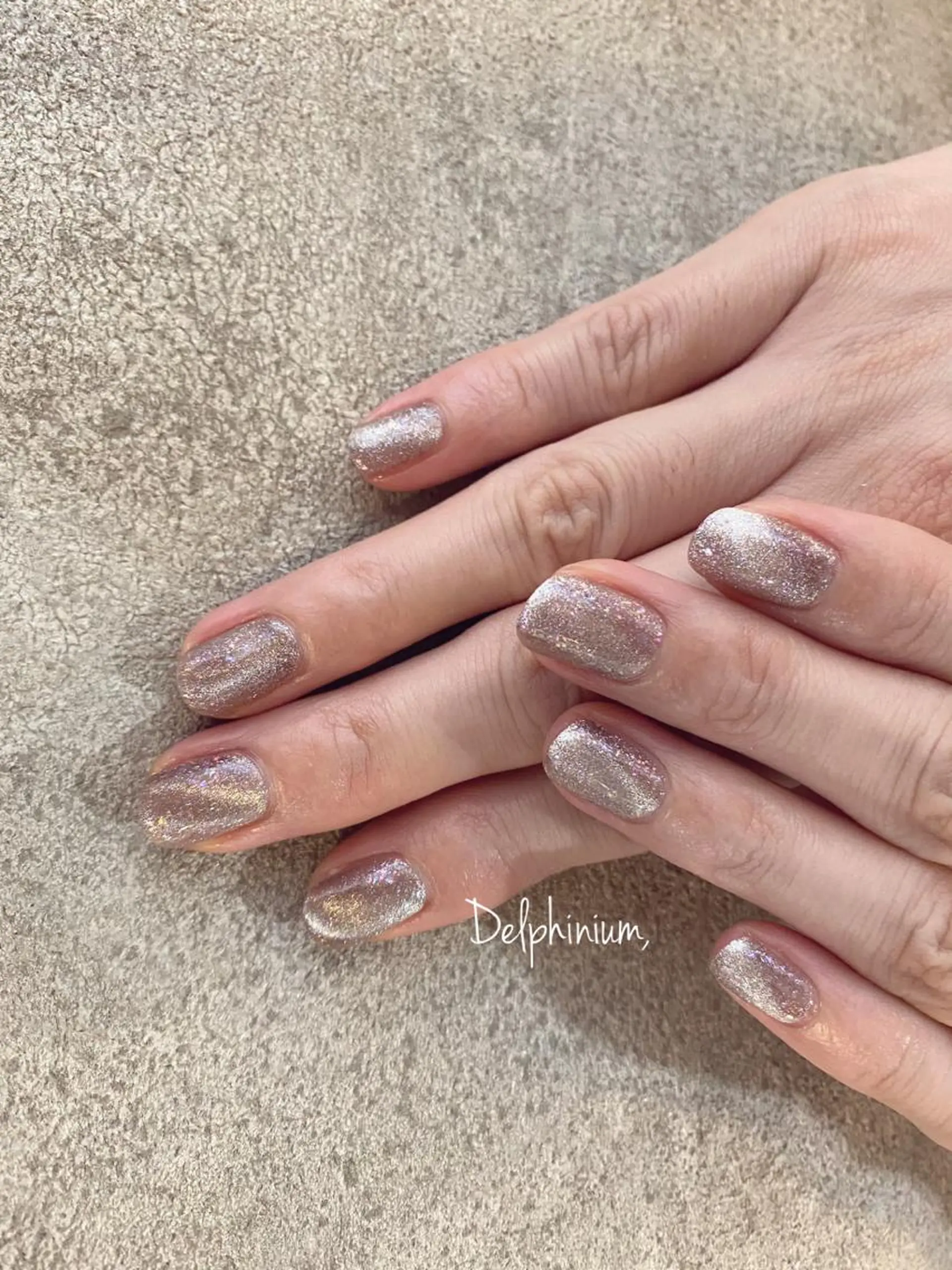 ネイル キラキラネイル マグネットネイル ワンカラーネイル 岡本 友恵のネイルデザイン