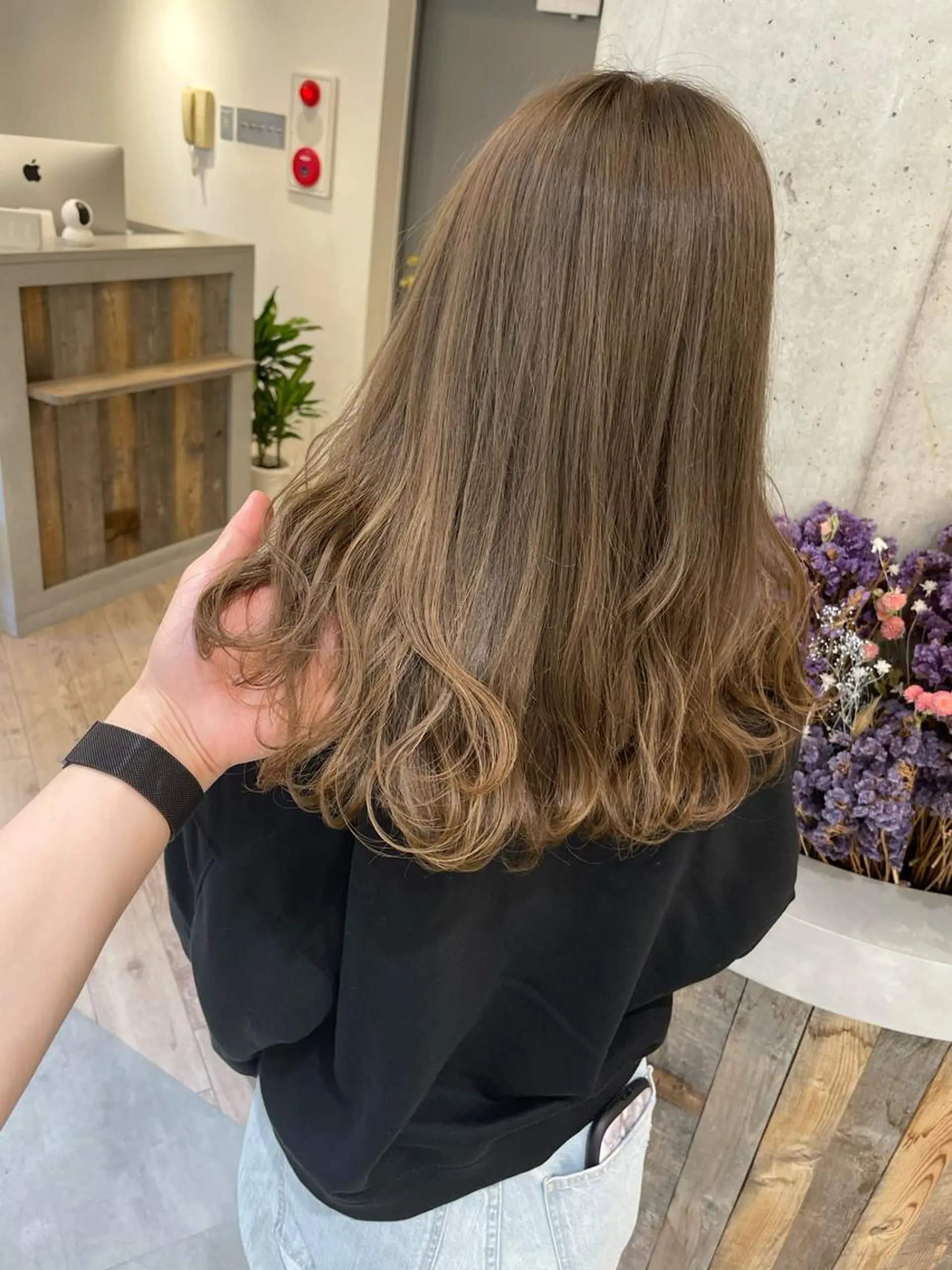 セミロング ハイライト ハイトーン特化サロン 🍑momo🍑のヘアスタイル