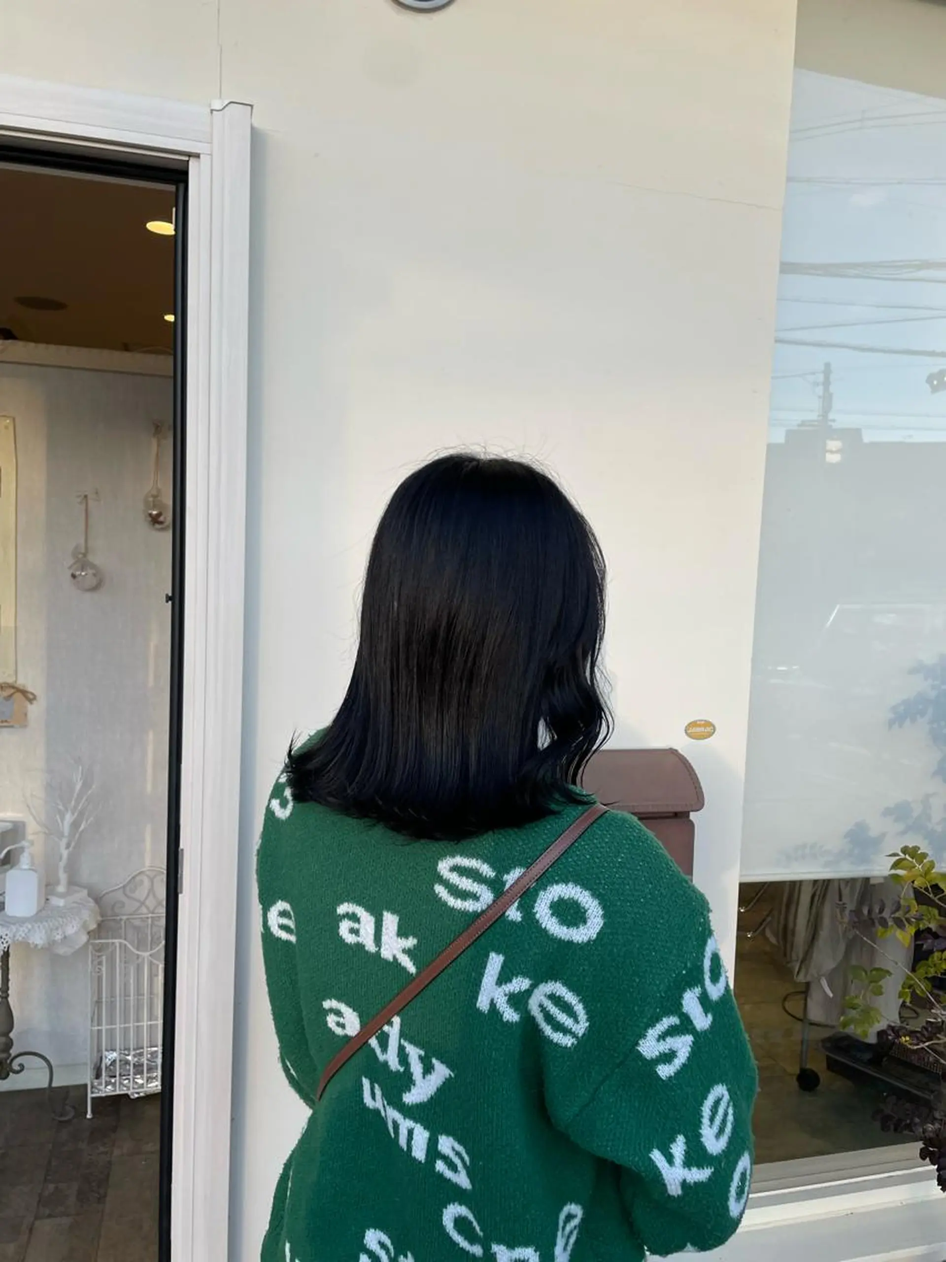 ロング ヘアカラー 新地 咲綾のヘアスタイル