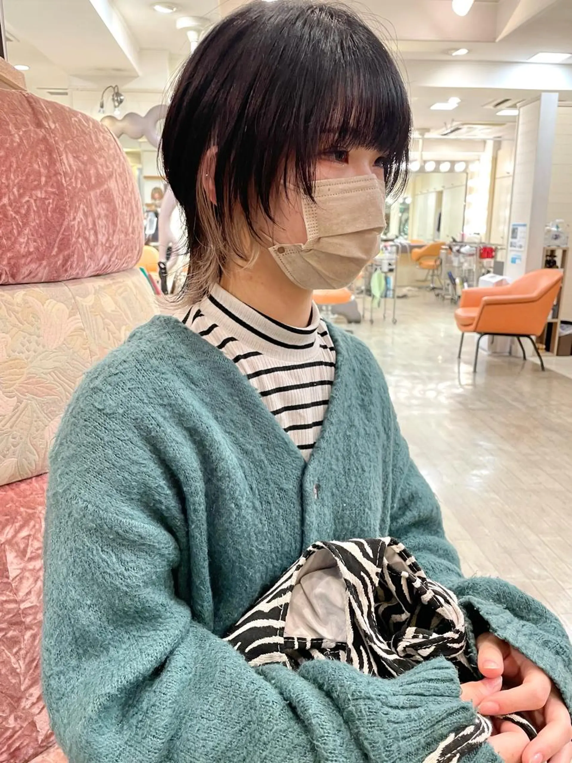 ミディアム ボブ 顔まわりレイヤー レイヤーカット ウルフカット 🐺高椋 海/ウルフ/レイヤーのヘアスタイル