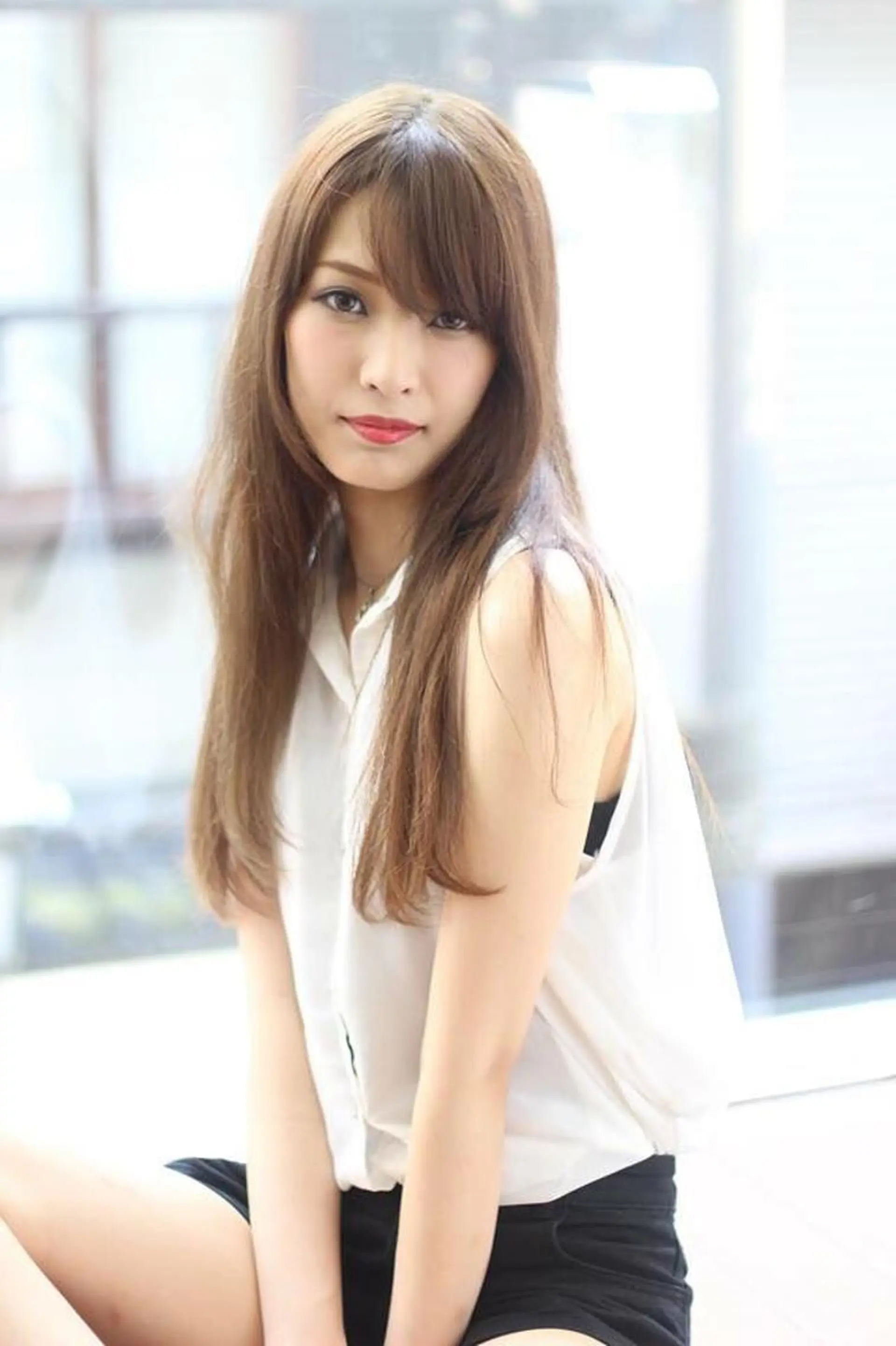 ロング カラー 西村あきや トレンド韓国ヘアのヘアスタイル