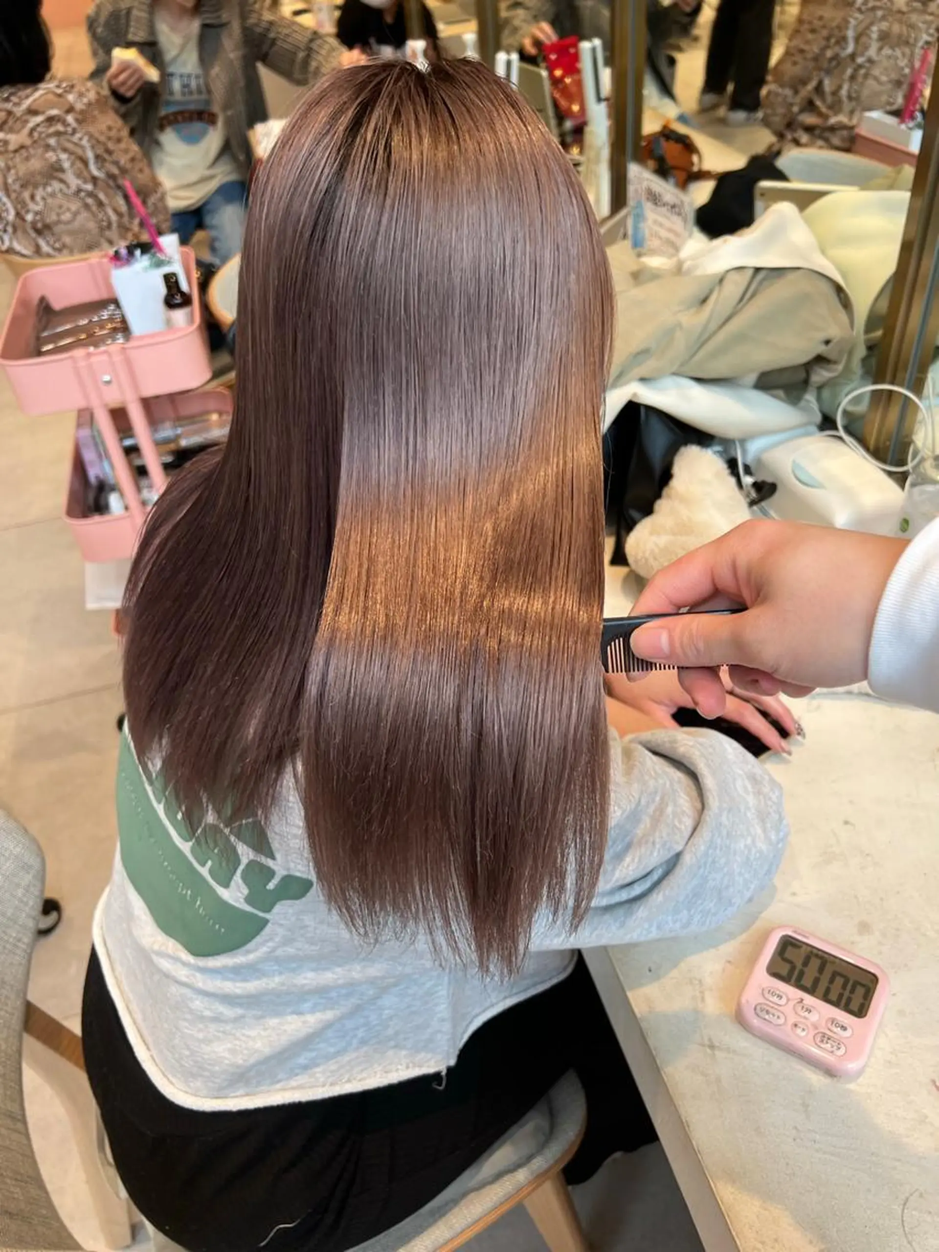 ミディアム カラー ヘアアレンジ ヘアカラー トリートメント ヘアセット レイヤー専門家 ダブルカラー修のヘアスタイル