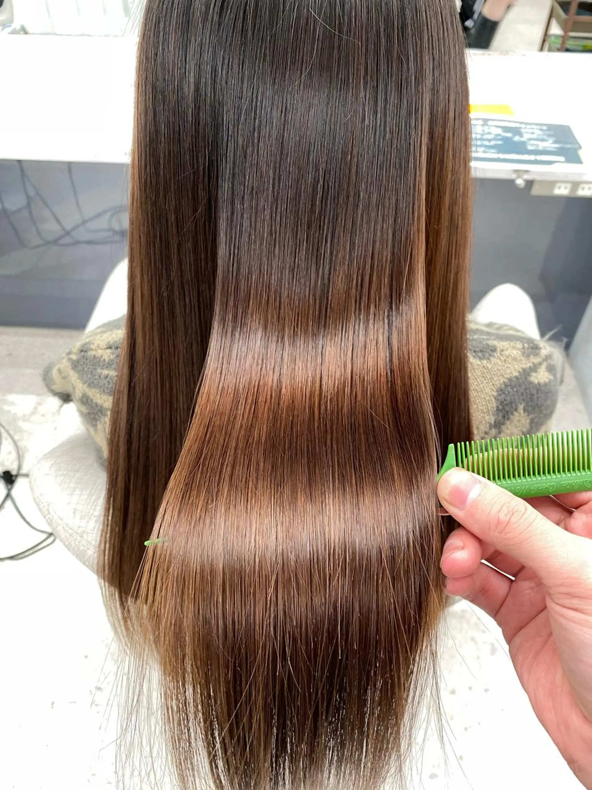 ロング 京都レイヤーカット/ 縮毛矯正/羽柴りくのヘアスタイル