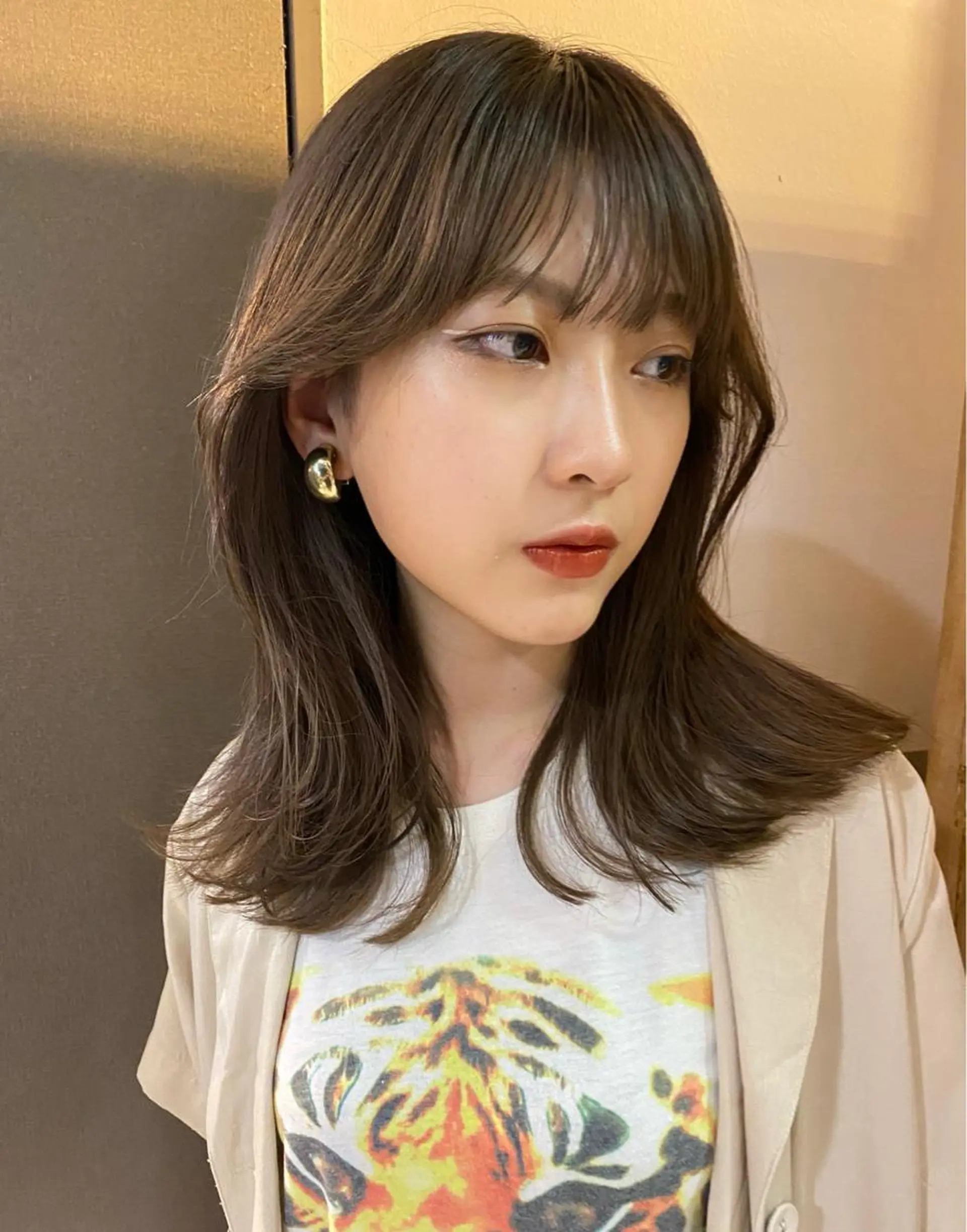 ミディアム カラー ダブルカラー ハイライトカラー インナーカラー くびれヘア 顔まわりレイヤー Pia hair Design Yakuin所属・Pia ツボイ ケイタのヘアスタイル