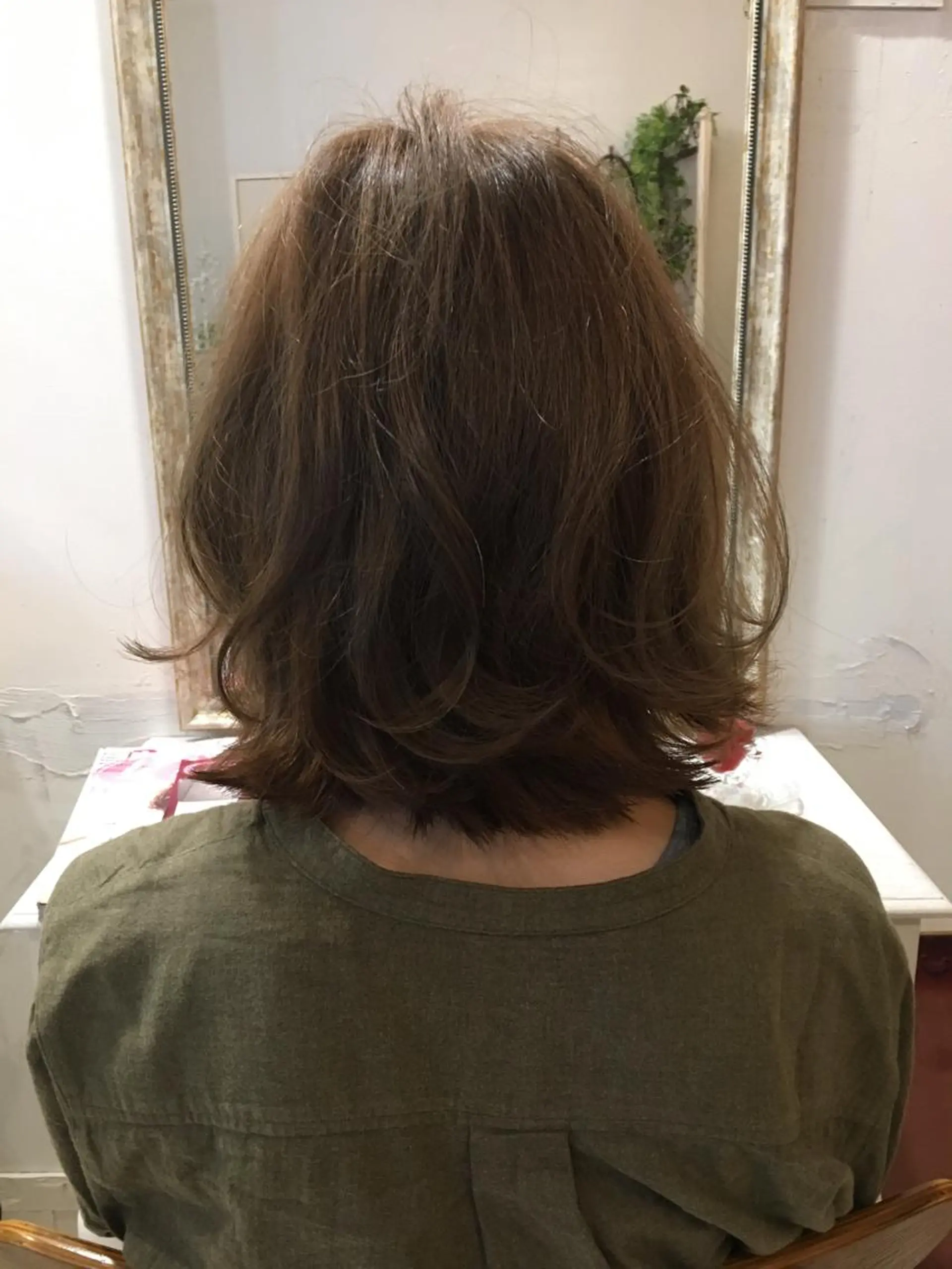 ショート ミディアム セミロング アッシュ エクステ（レミー毛） NINEのヘアスタイル