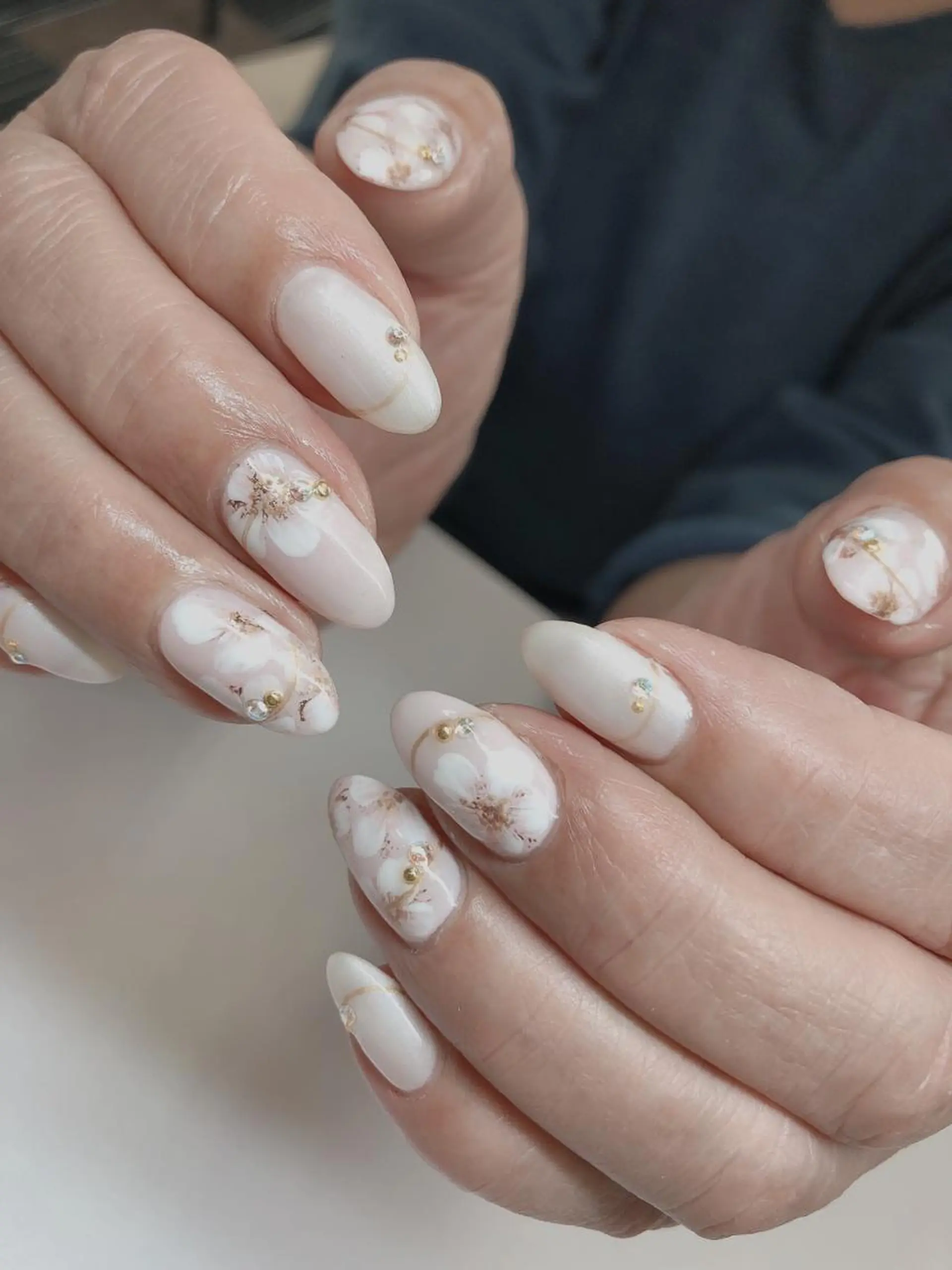 ネイル Flowerネイルサロン所属・. yukiのネイルデザイン