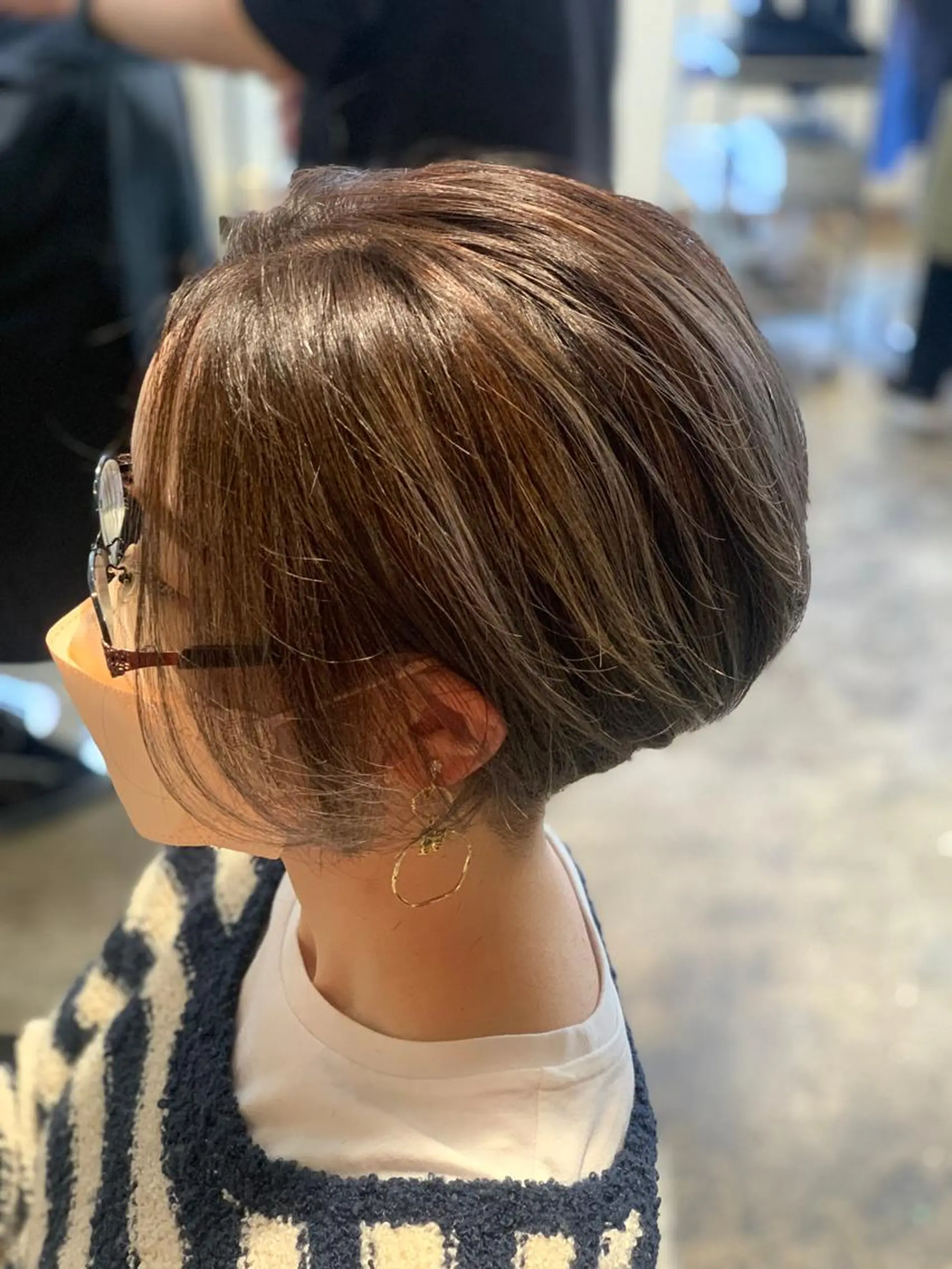 ショート カラー ハイライト✨髪質改善 TAKAさんです😊のヘアスタイル