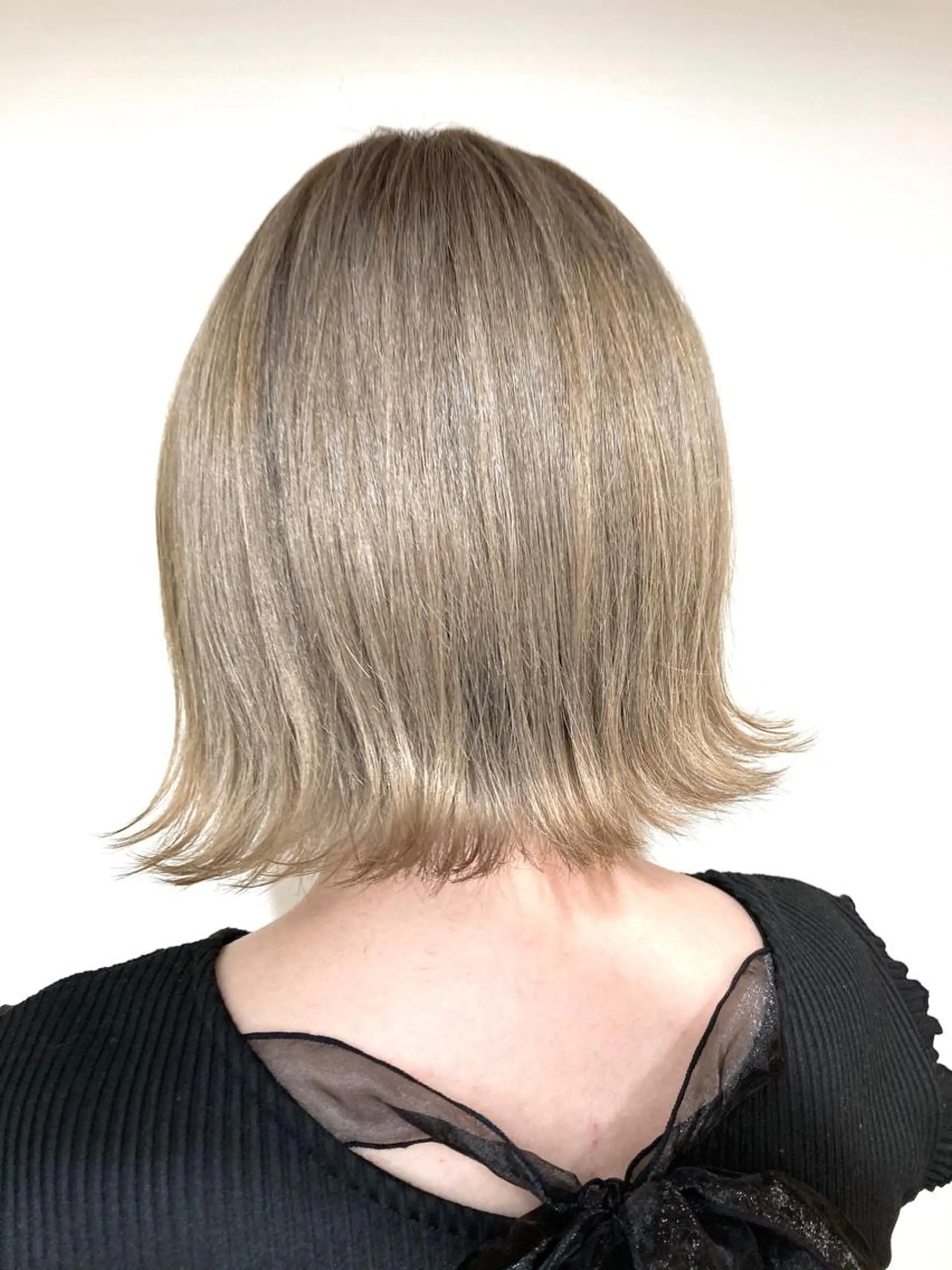 ショート カラー 河野 行史のヘアスタイル