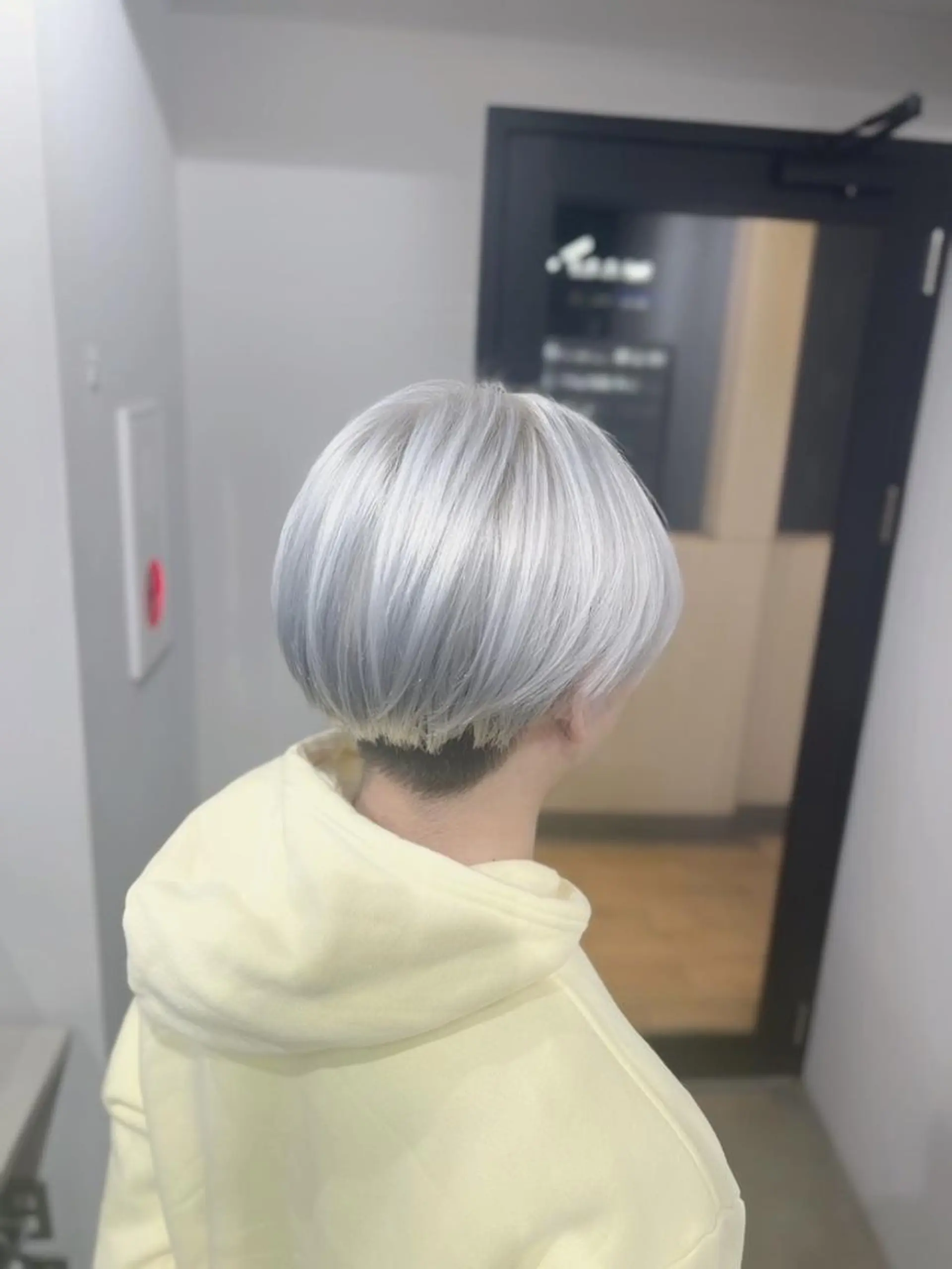 メンズ ショート メンズブリーチ カット ヘアカラー ✨【公式】 juhl.横浜✨のヘアスタイル