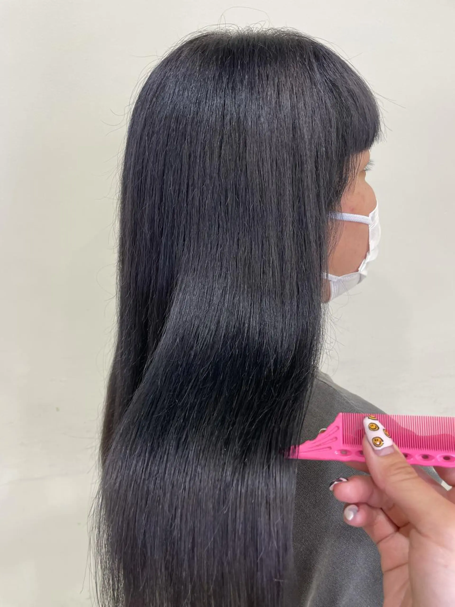 セミロング 韓国ハイトーン🦋 hikariのヘアスタイル