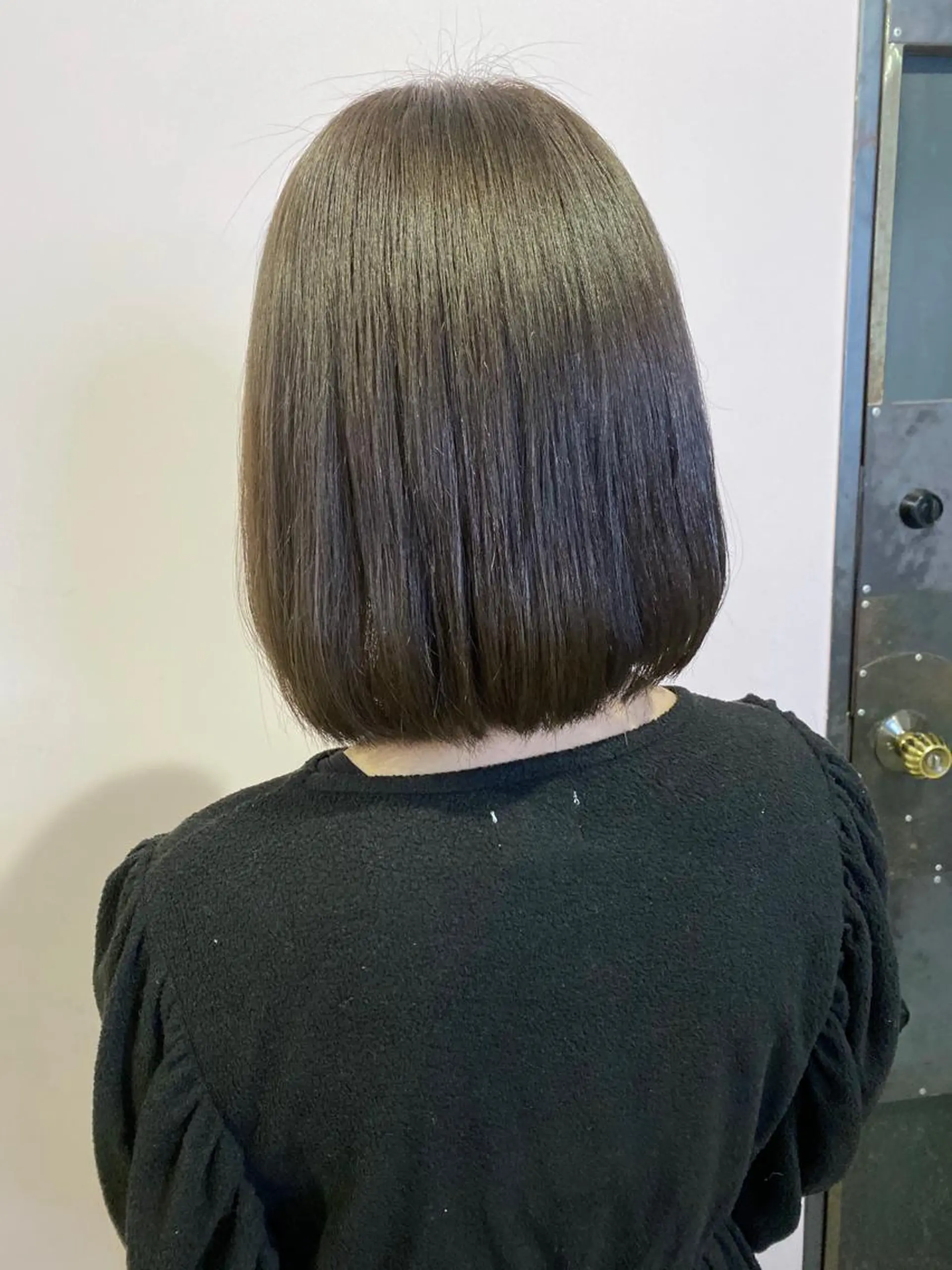 ミディアム カラー 透明感カラー グレージュ ボブ アオイ🩵暖色 /まろやかカラーのヘアスタイル