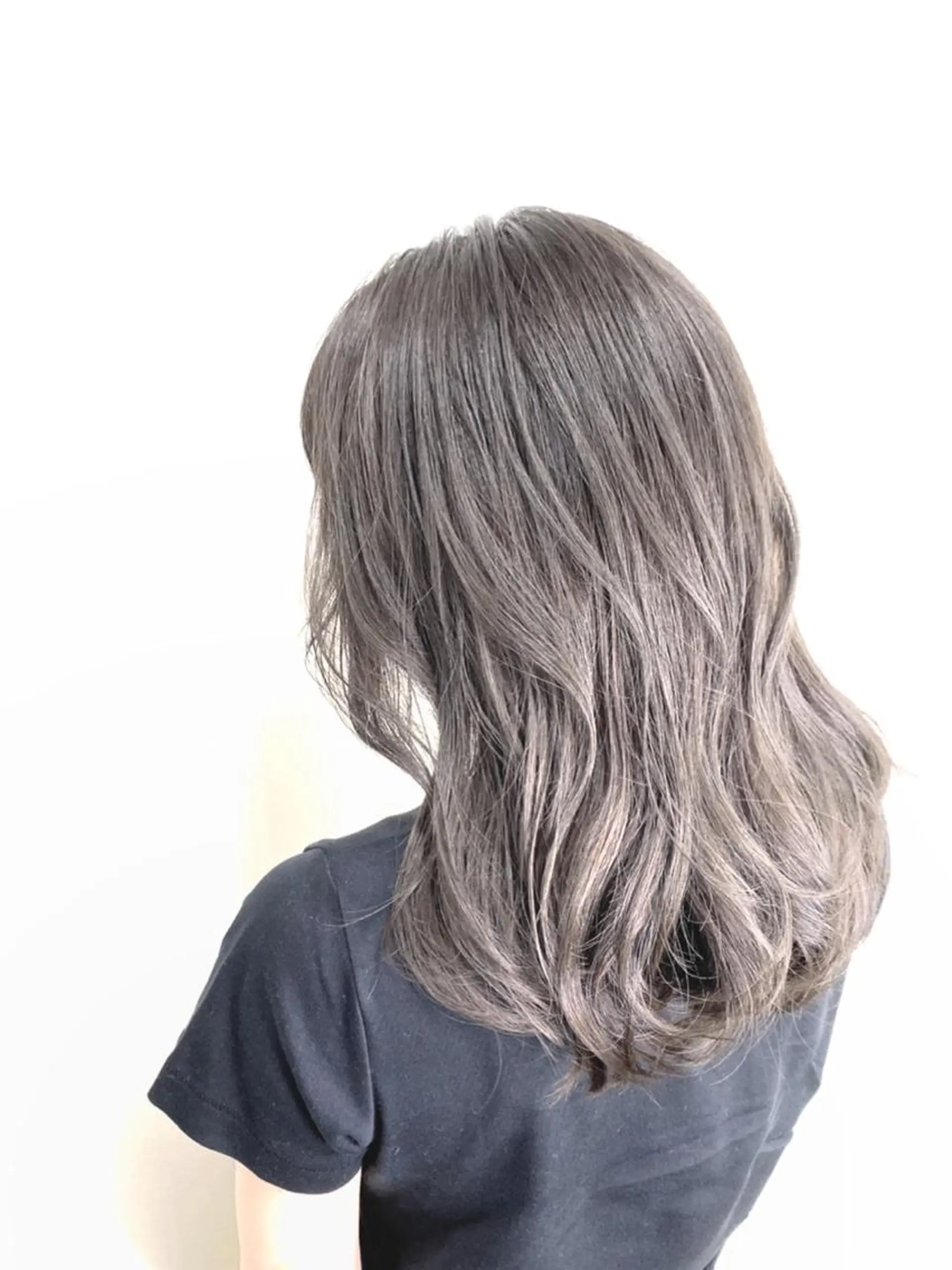 ミディアム カラー グレージュ ミルクティーグレージュ カット パーマ トリートメント AI 高田馬場店のヘアスタイル