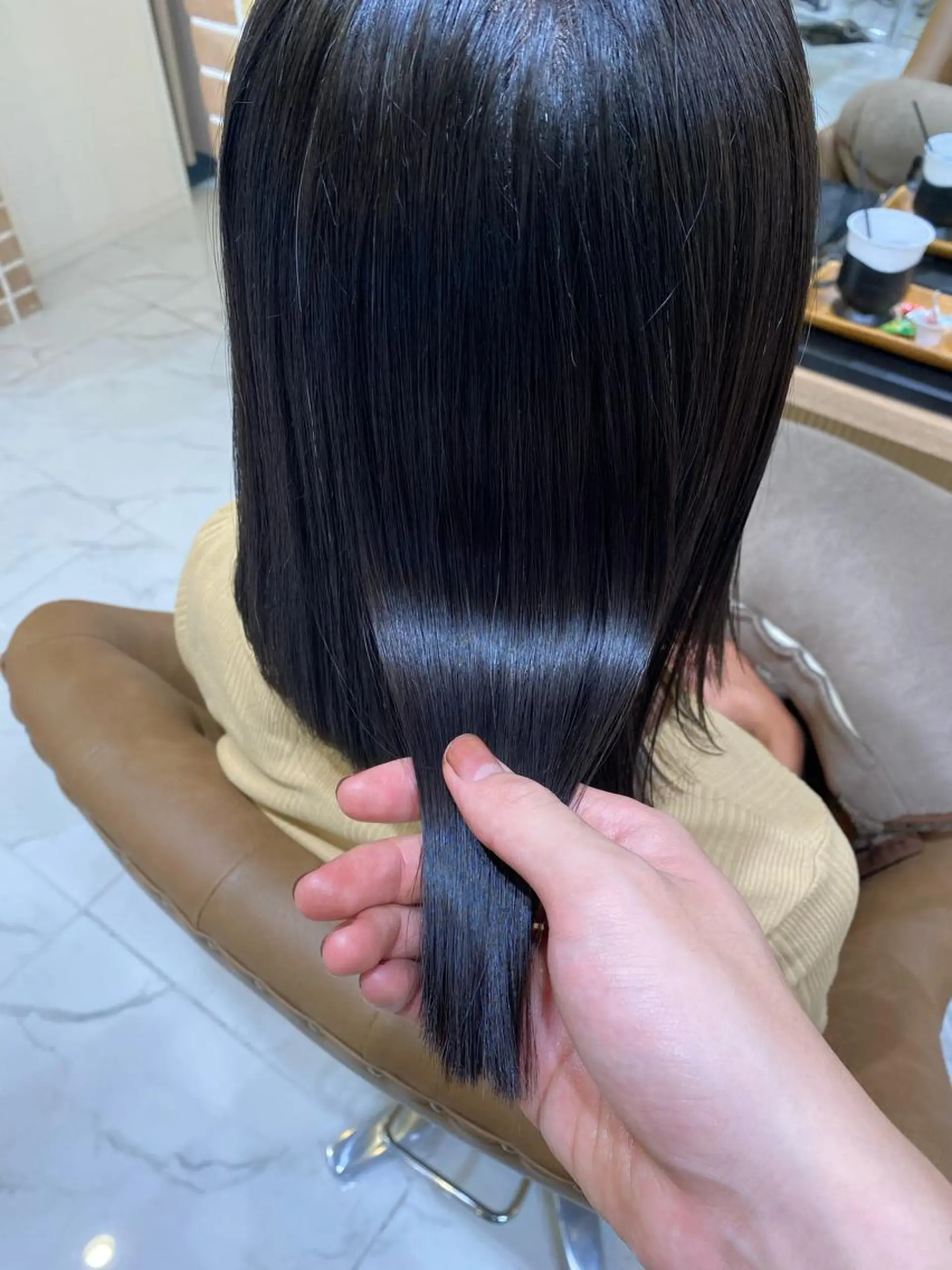 ミディアム 縮毛矯正 坂井 茅聖のヘアスタイル