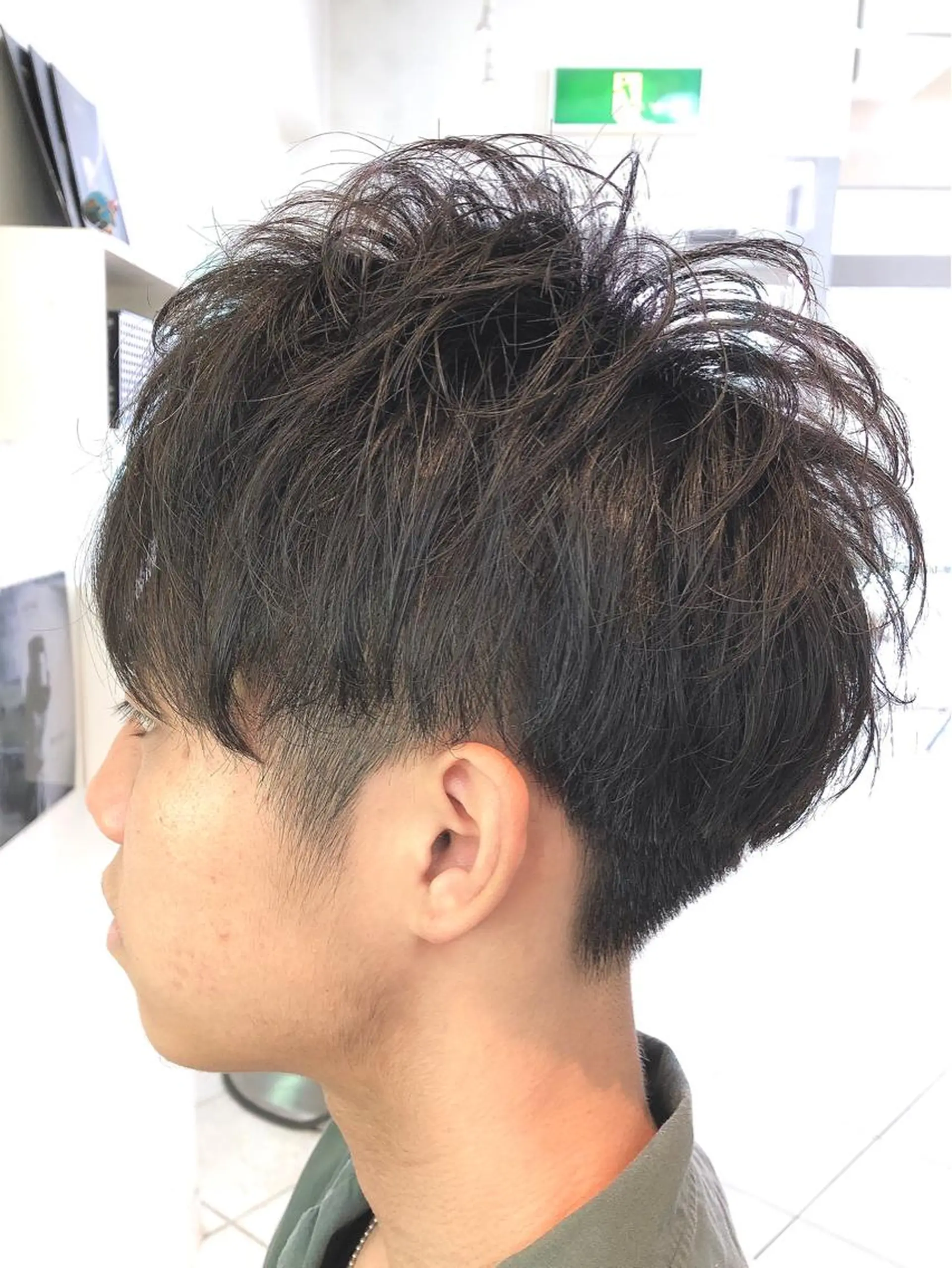 ショート 保住 亮太のヘアスタイル