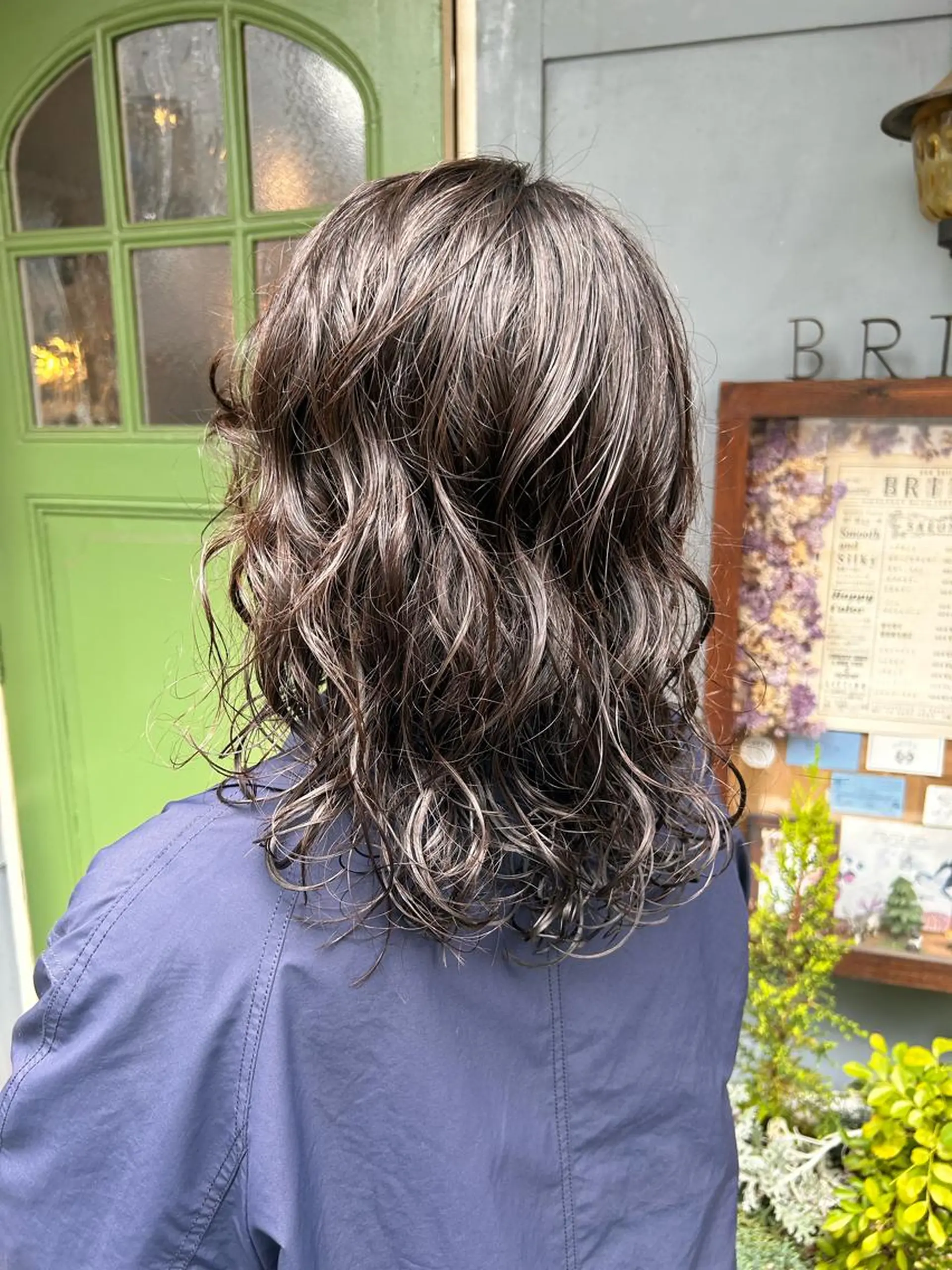 ミディアム パーマ カット パーマ トリートメント 清水千優/パーマ/透 明感カラー/メンズのヘアスタイル