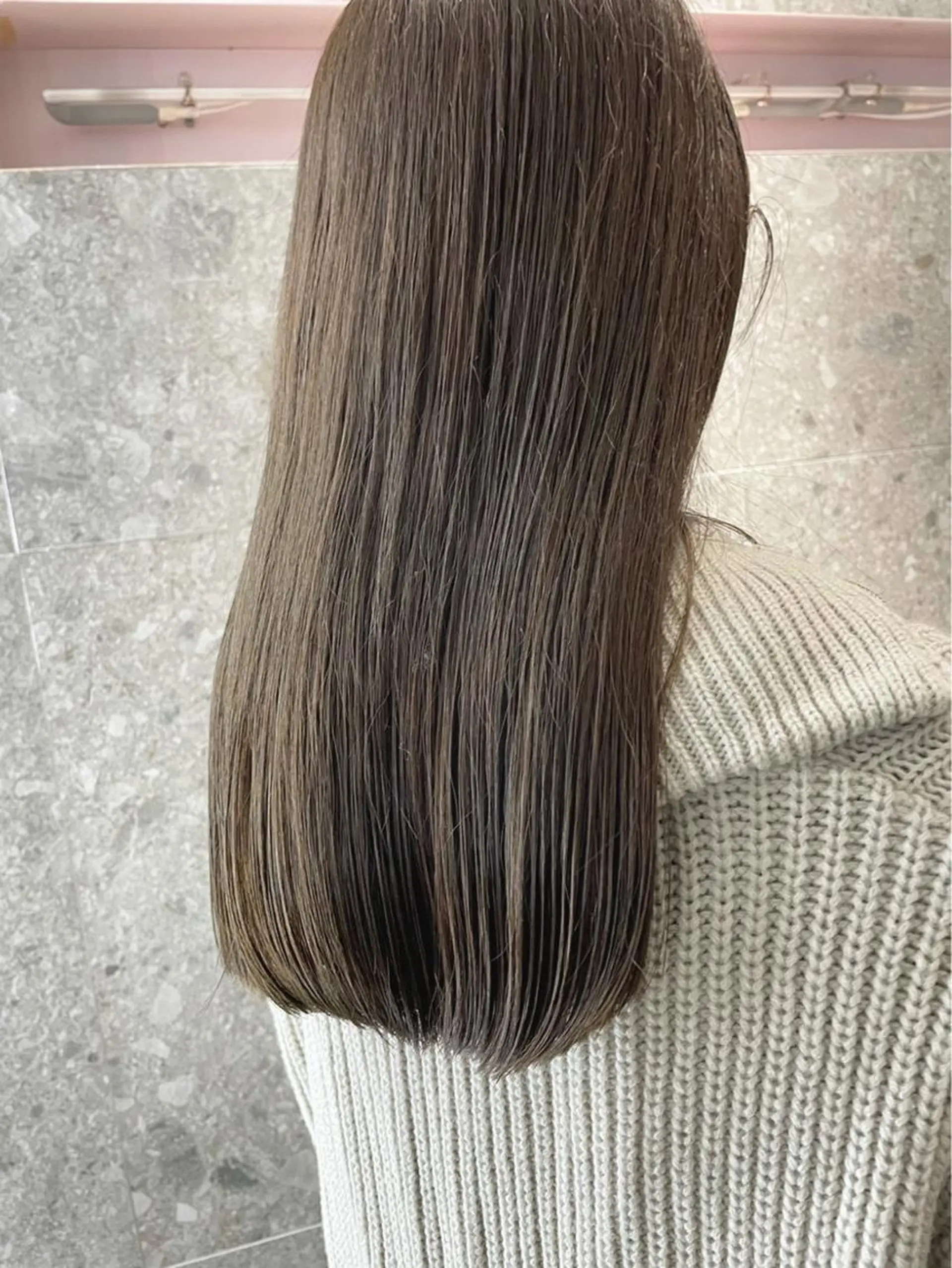 ロング カラー カット ヘアカラー トリートメント PHIDGE所属・山下 千明のヘアスタイル