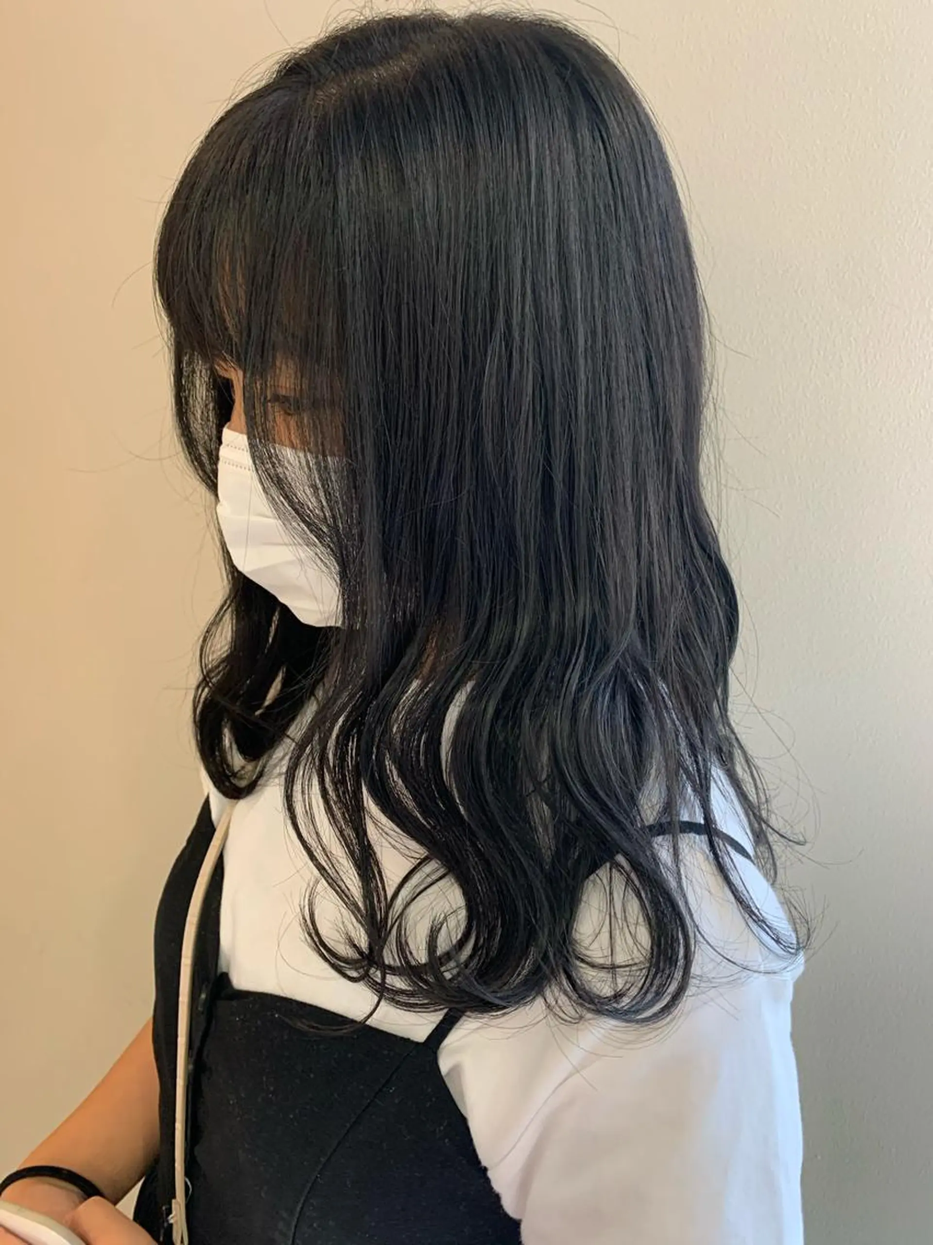 ミディアム カラー ヘアカラー ヘッドスパ 顔まわりカット✄ ベージュカラー🧸のヘアスタイル