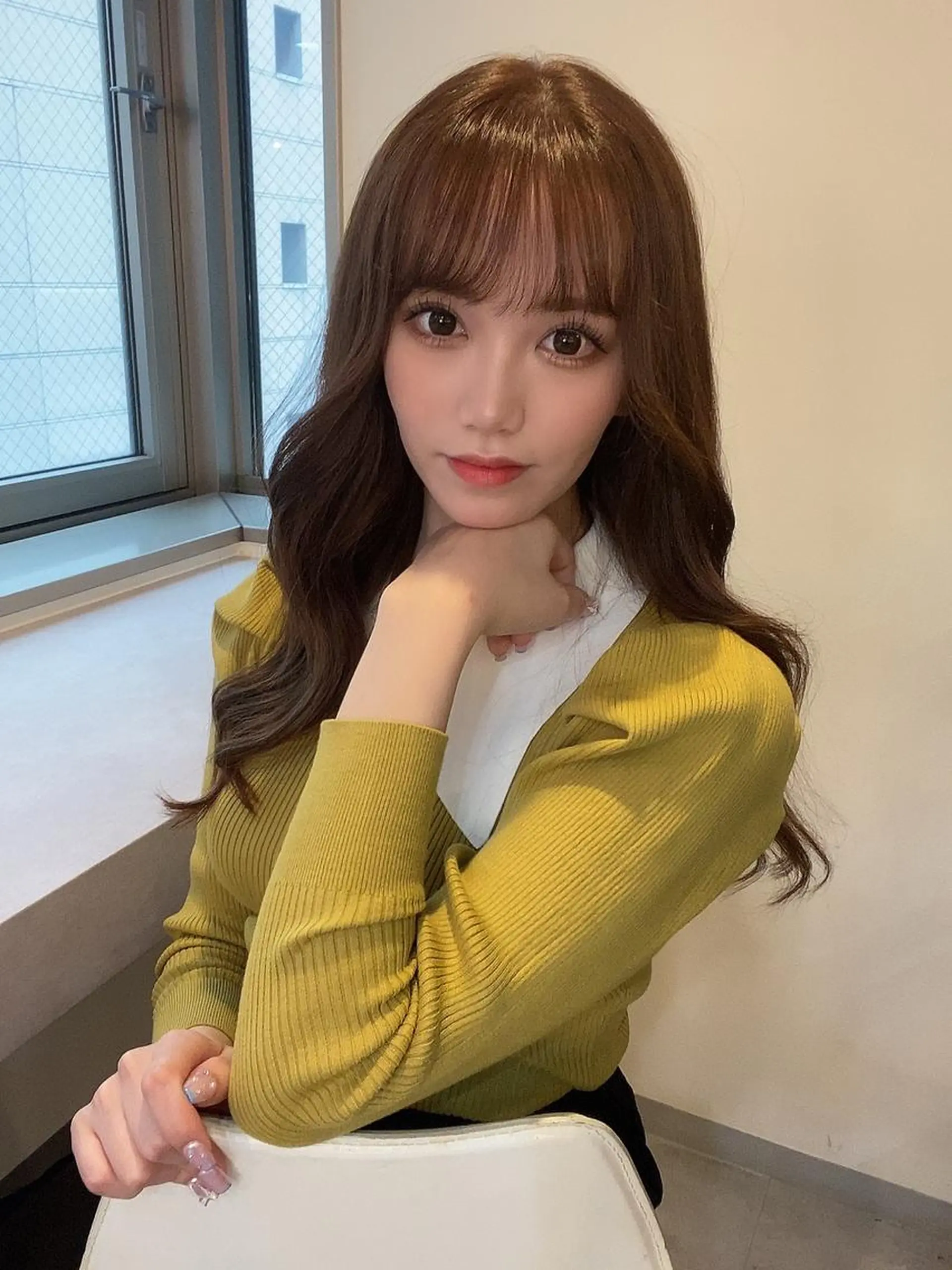 ロング アールバイニーナ所属・R by NINA アールバイニーナのヘアスタイル