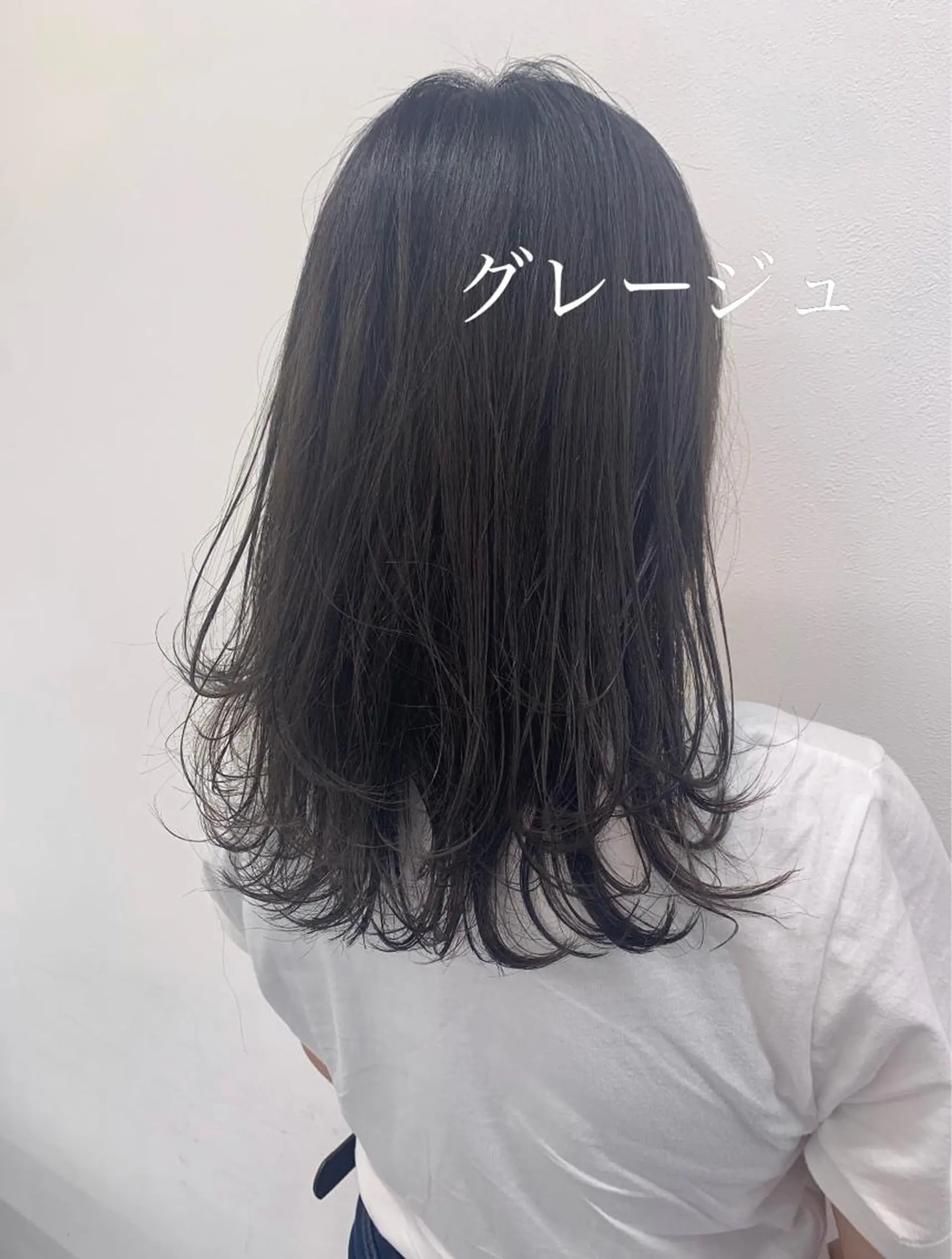 ミディアム 【美容室が苦手な方 専問美容室】MIHOのヘアスタイル