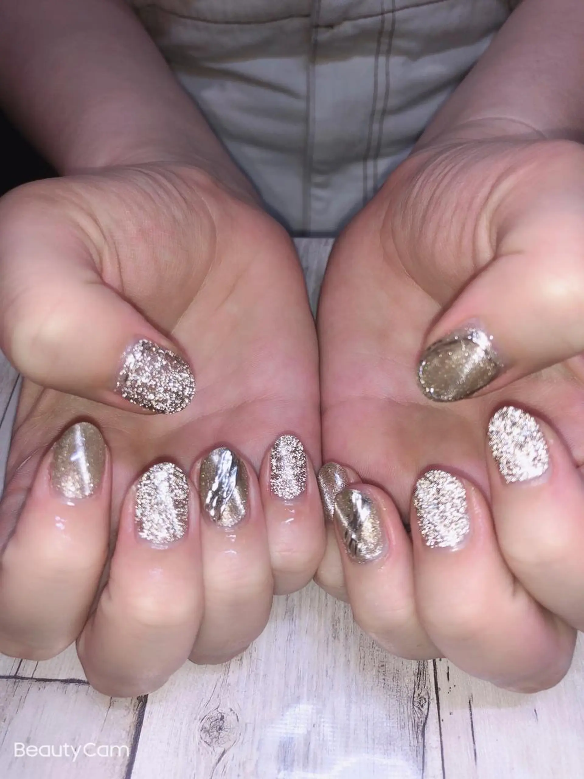 ネイル フラッシュネイル フラッシュマグ ジェルネイル マグネットネイル 💎Guarendo💎錦糸町店所属・✨アン ミユ✨のネイルデザイン