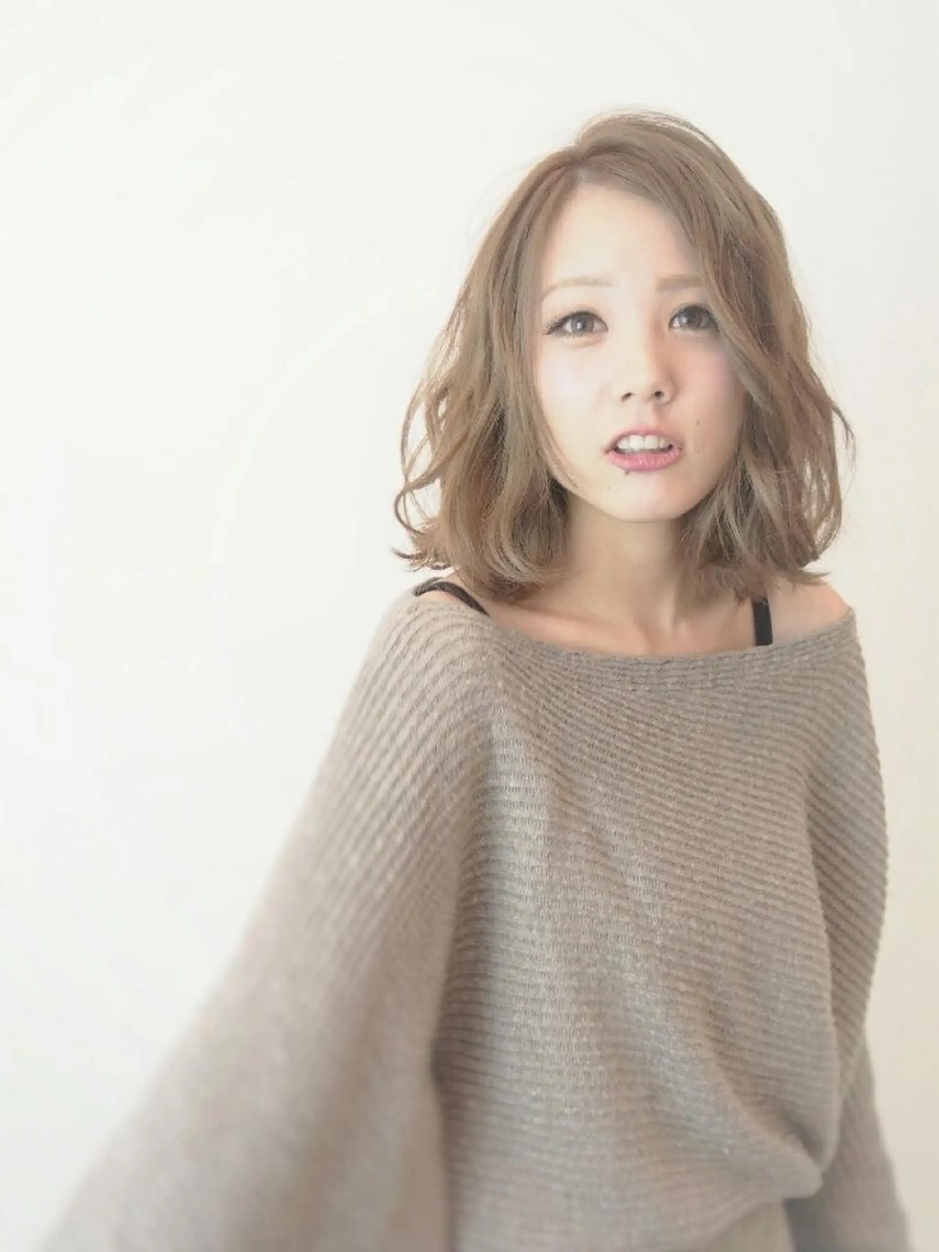 ミディアム セミロング ミディアムパーマ セミロングパーマ 伸ばしかけ 百瀬 俊幸のその他イメージ